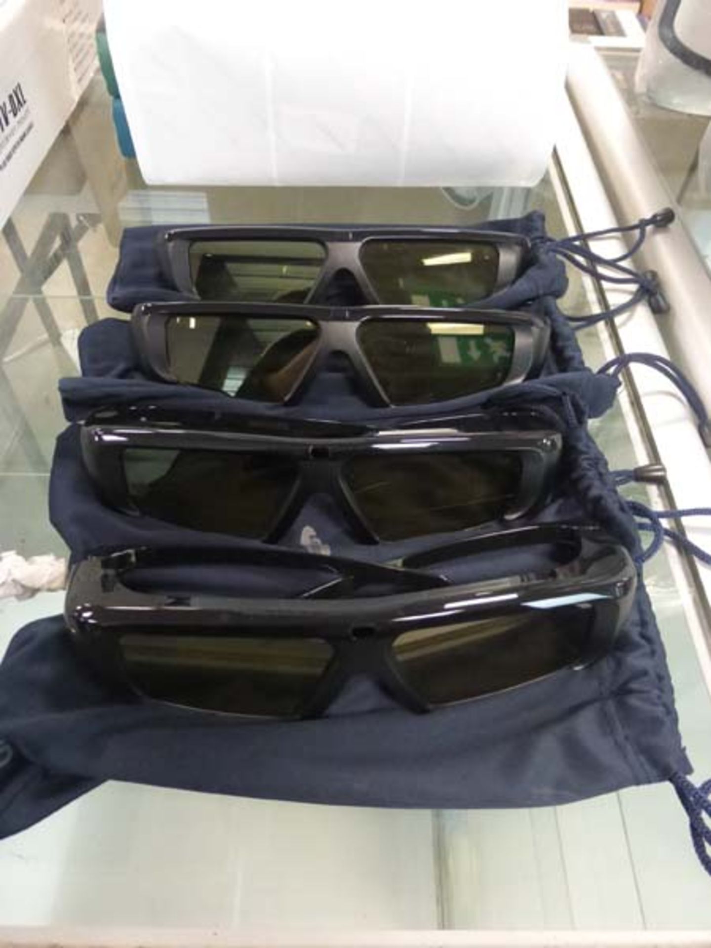 4 sets of Samsung 3D Active glasses