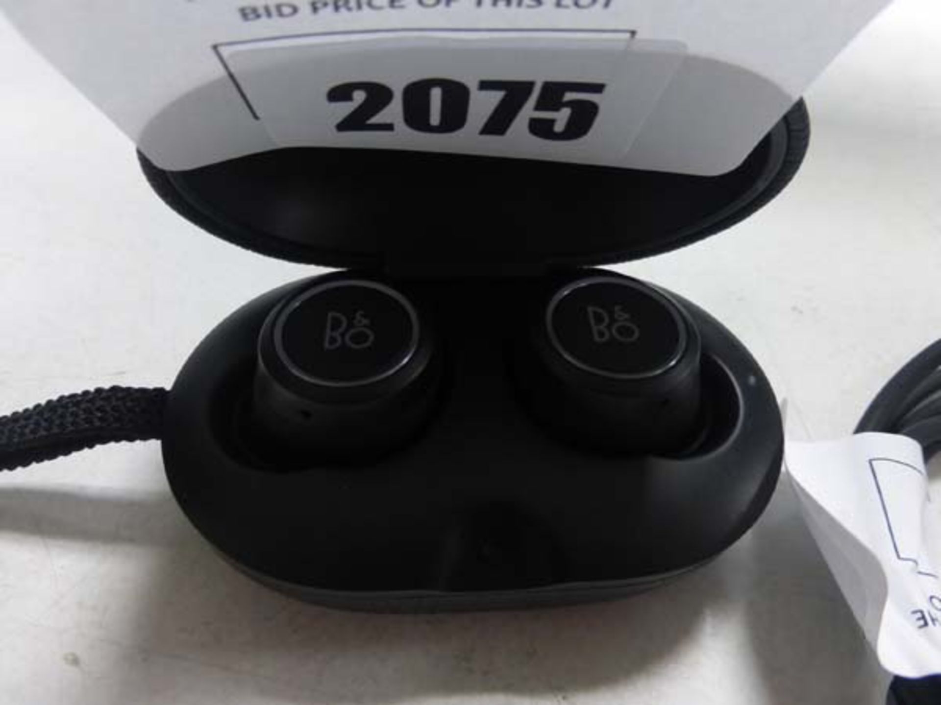 Bang & Olufsen E8 wireless earphones with carry case (no box) - Image 2 of 2