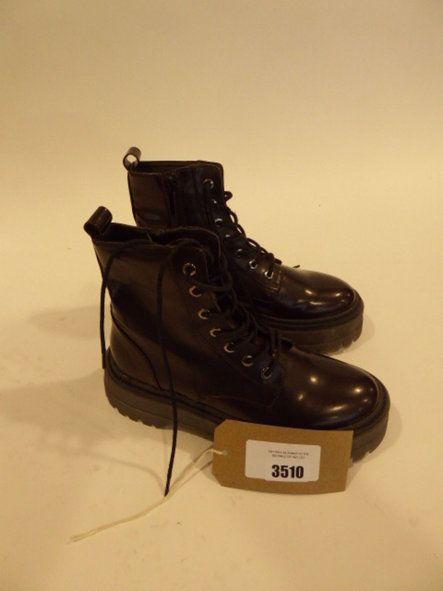 3510 - Bershka ankle boots size EU 37 - Image 2 of 3