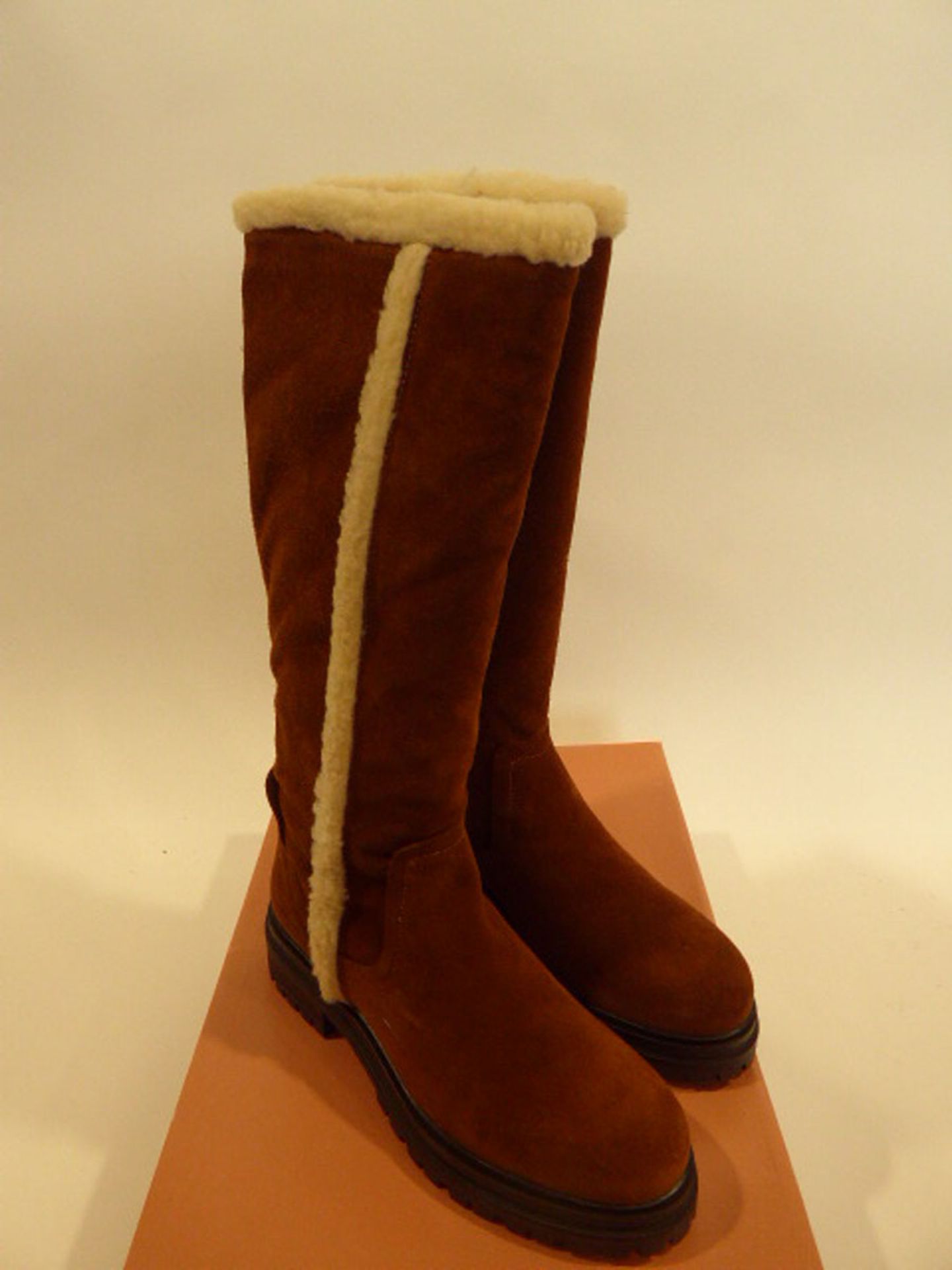 Moda in Pelle Iriana suede boots size EU 40 - Image 2 of 3
