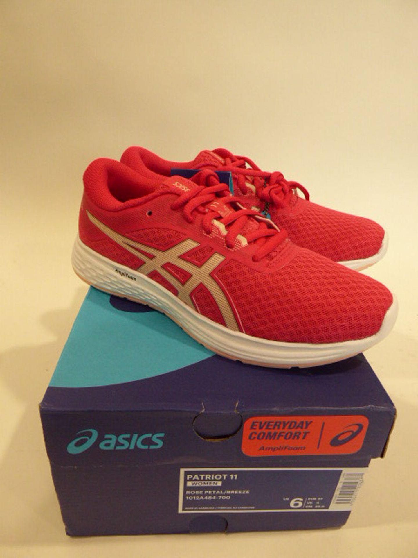 Asics Patriot 11 womens trainers size 4 and a pair of Asics Netburner Ballistic FF trainers size 5 - Image 5 of 5