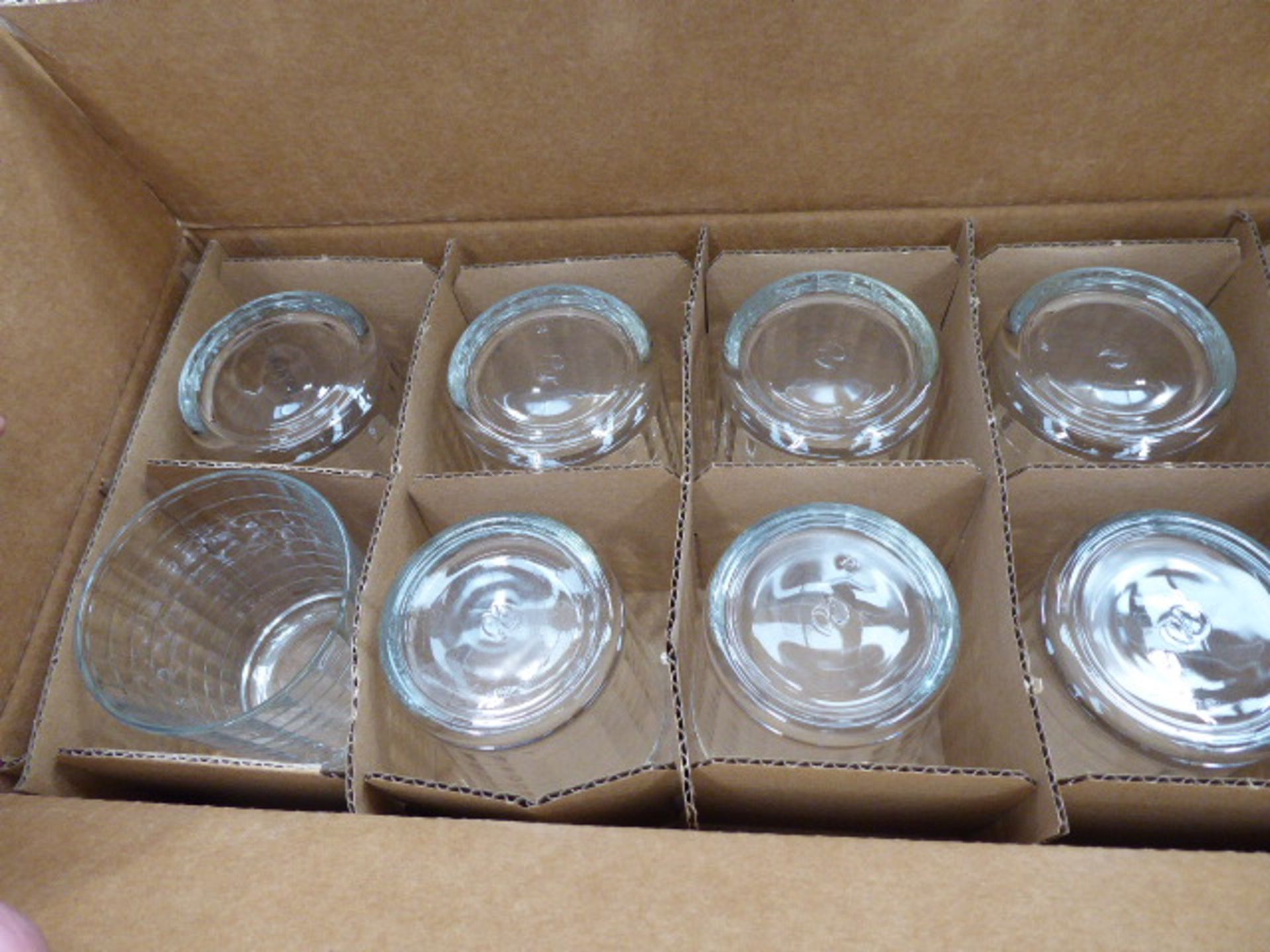 3148 - Box containing a glassware set - Image 2 of 3