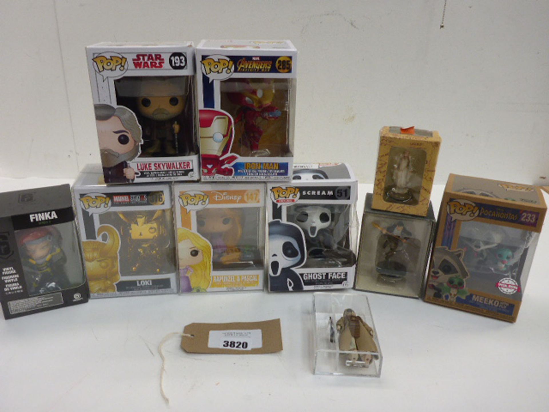 Selection of collectable figures including Pop! vinyl Disney, Scream, Star Wars etc, DC Marvel and