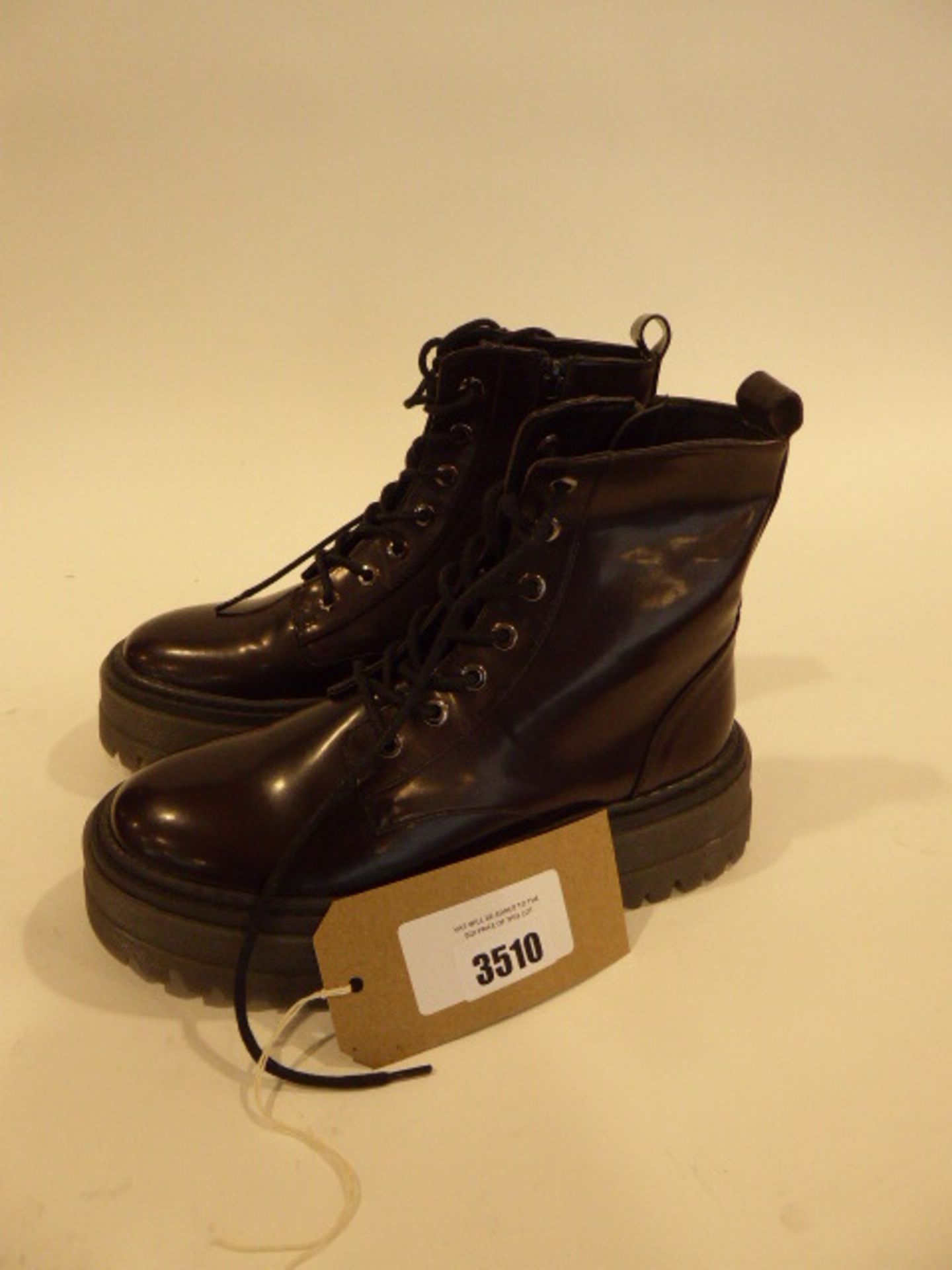 3510 - Bershka ankle boots size EU 37