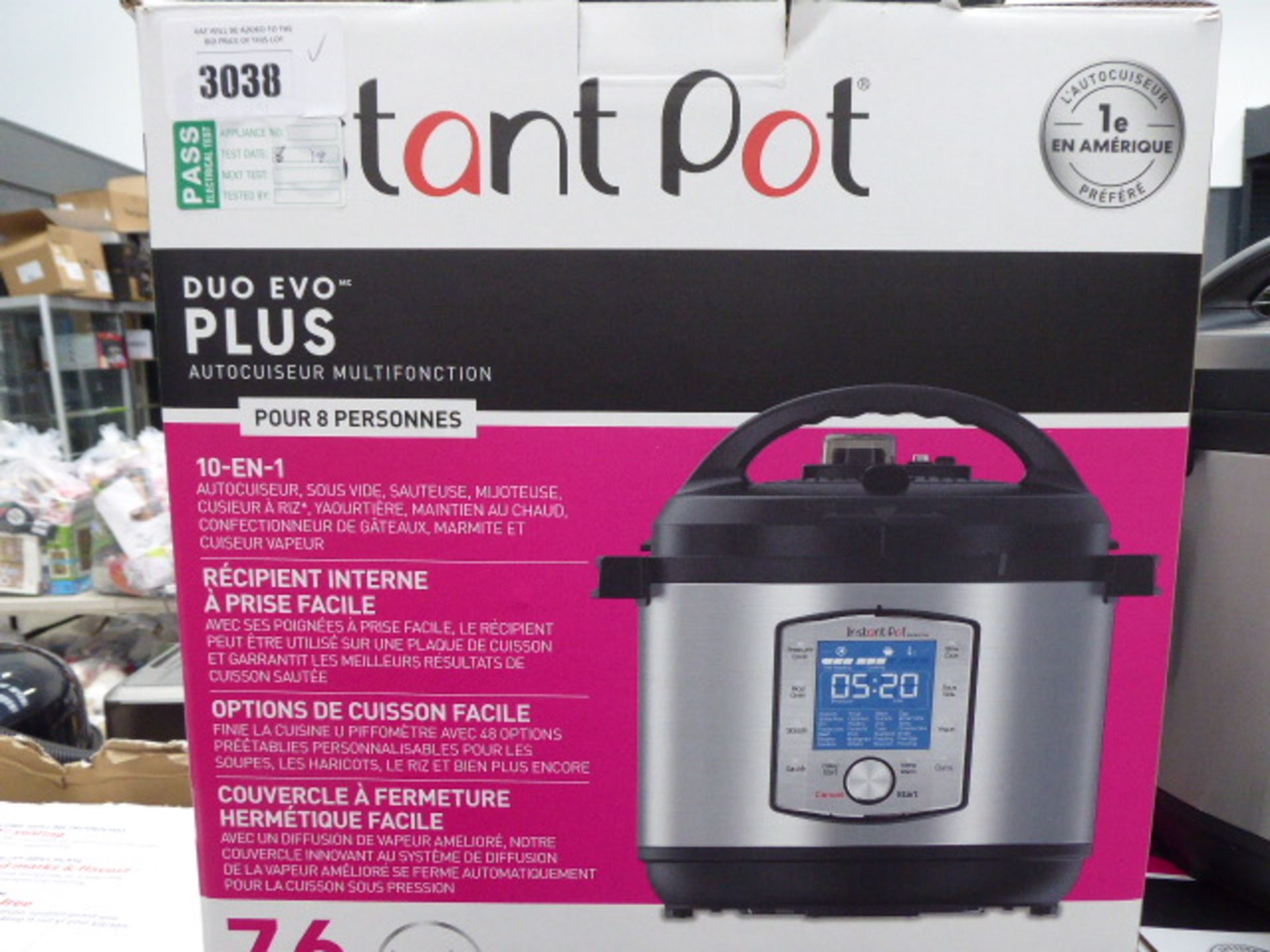 (TN19) Boxed Instant Pot Duo Evo Plus pressure cooker Light use, comes with all parts