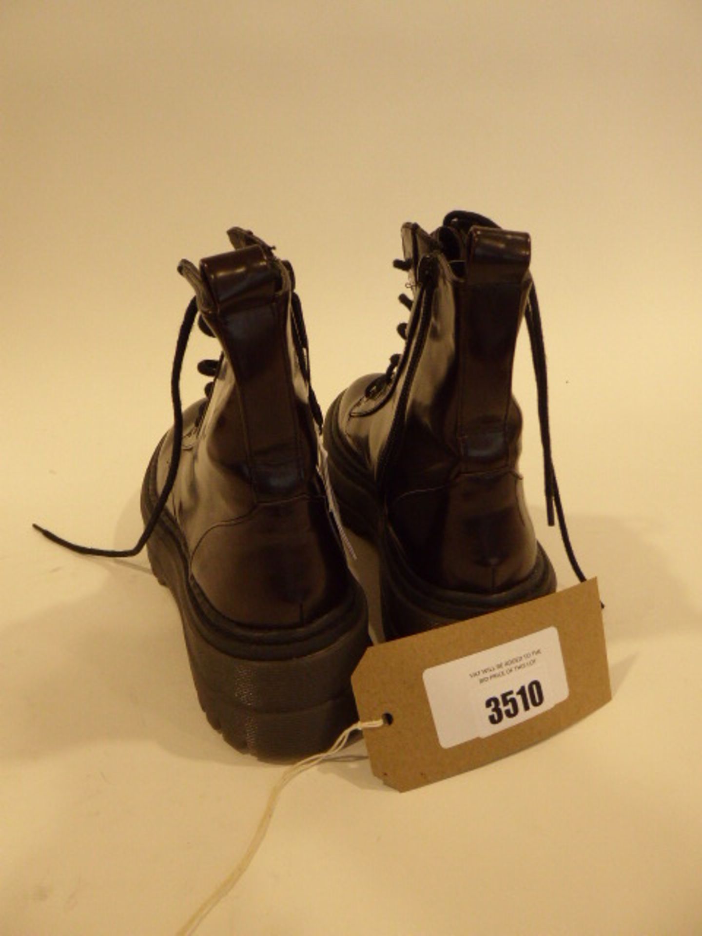 3510 - Bershka ankle boots size EU 37 - Image 3 of 3