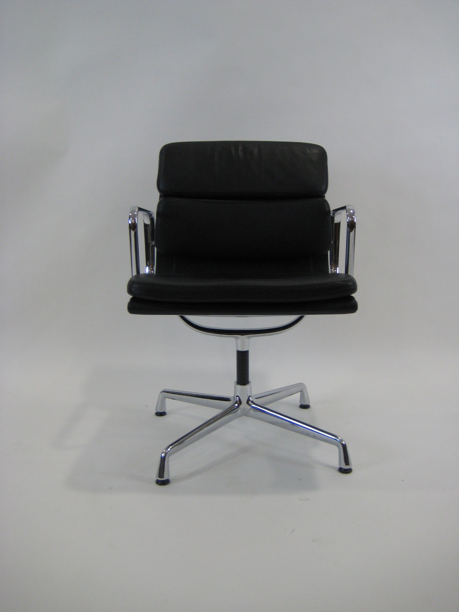 Charles and Ray Eames for Vitra, a 'Softpad'/'Soft Pad' desk chair with black leather seats, - Image 2 of 25