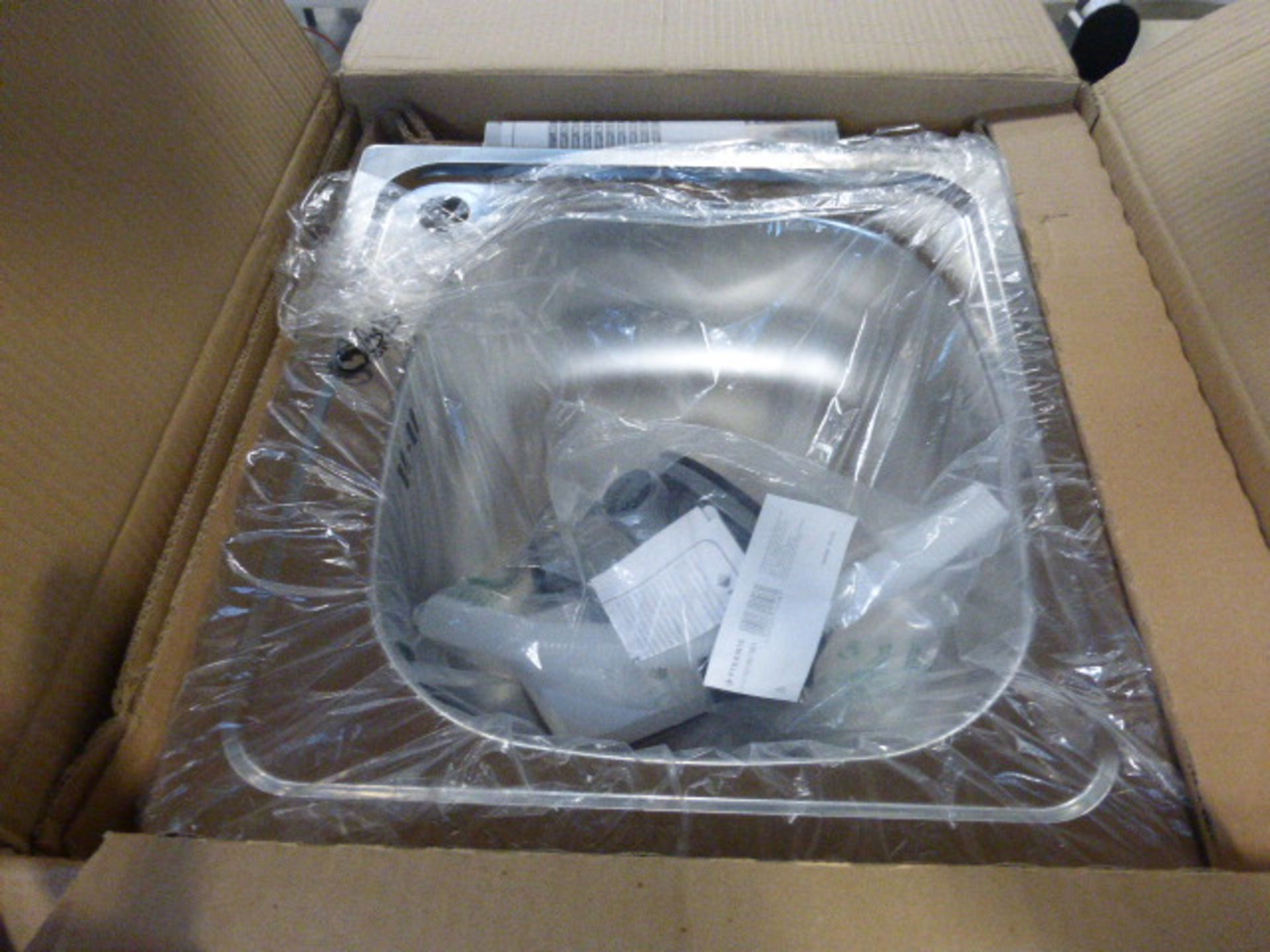 Boxed square stainless steel sink