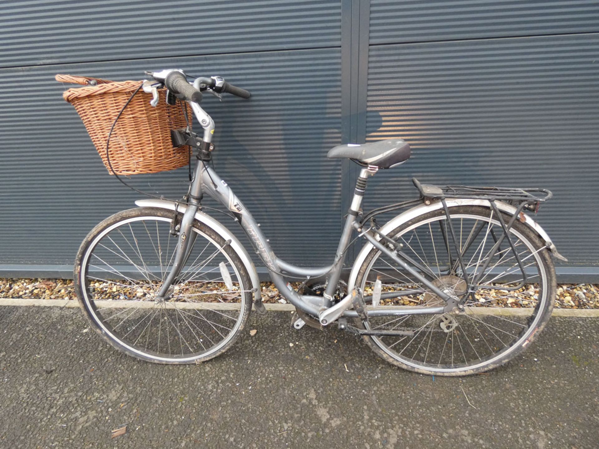 Trek blue ladies bike with front basket