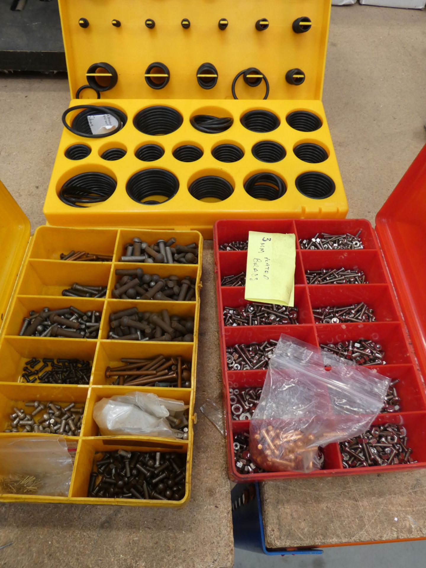 4580 - 'O' rings, screws, washers and pins