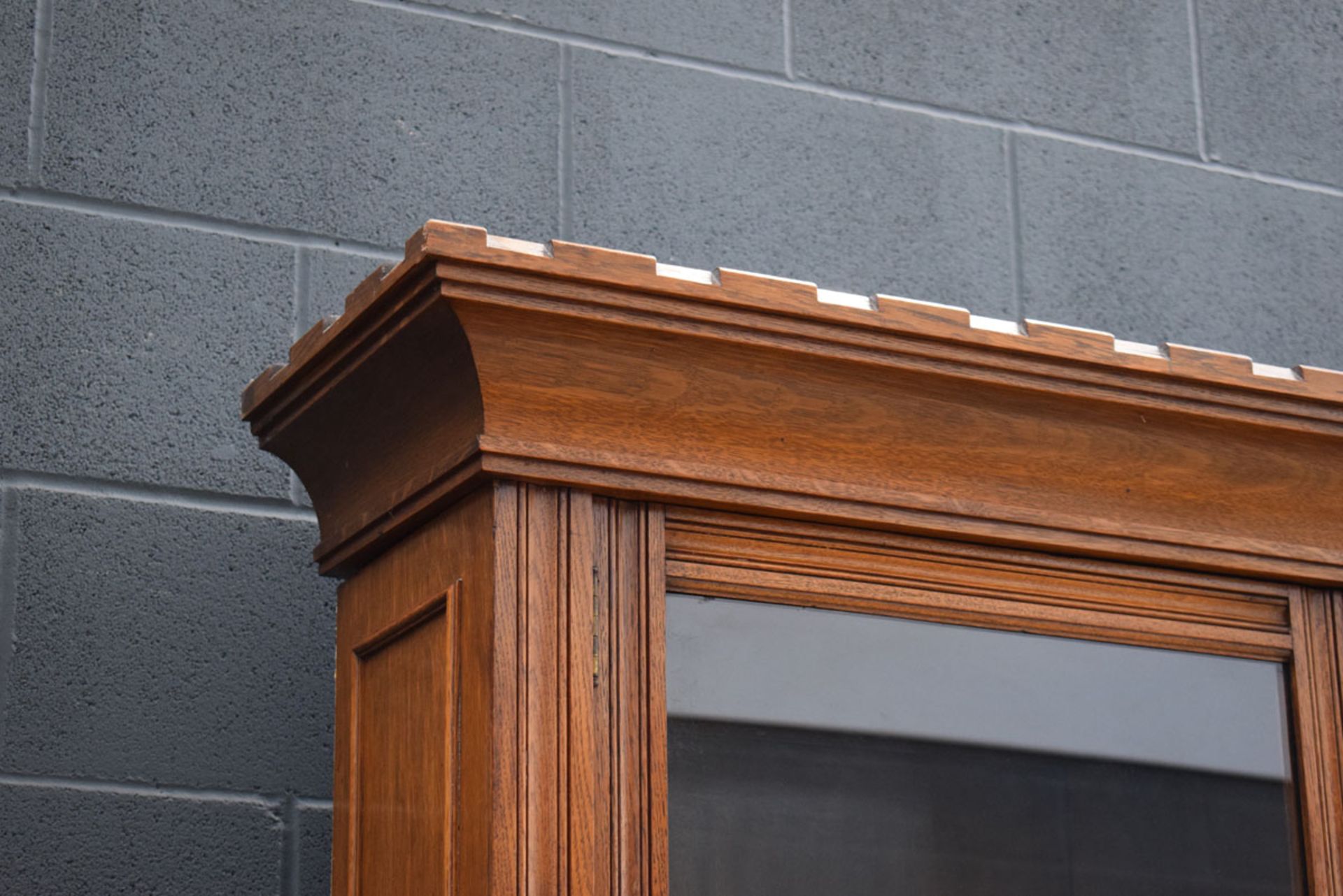 Glazed Victorian oak panelled three-door library bookcase with storage cupboards under and - Image 6 of 6