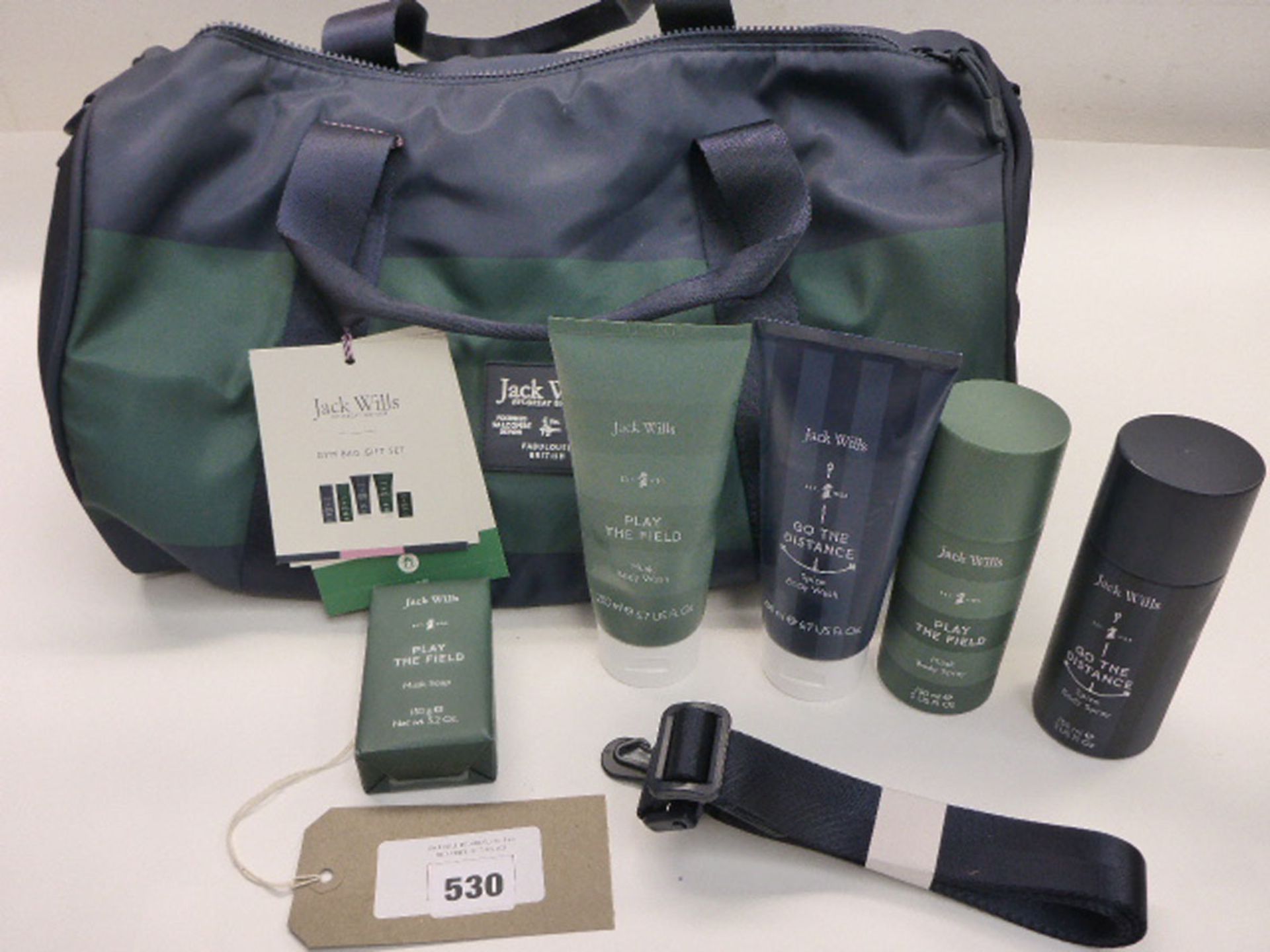 Jack Wills Gym Bag toiletry gift set