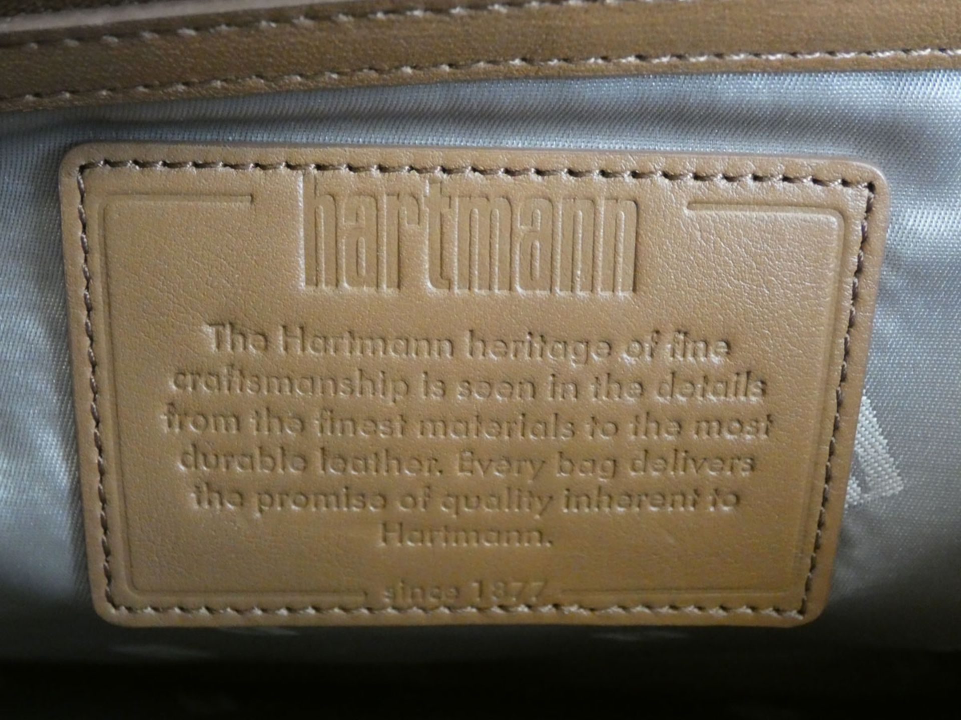 Hartmann ashbon double gusset briefcase in tan with dust bag - Image 7 of 7