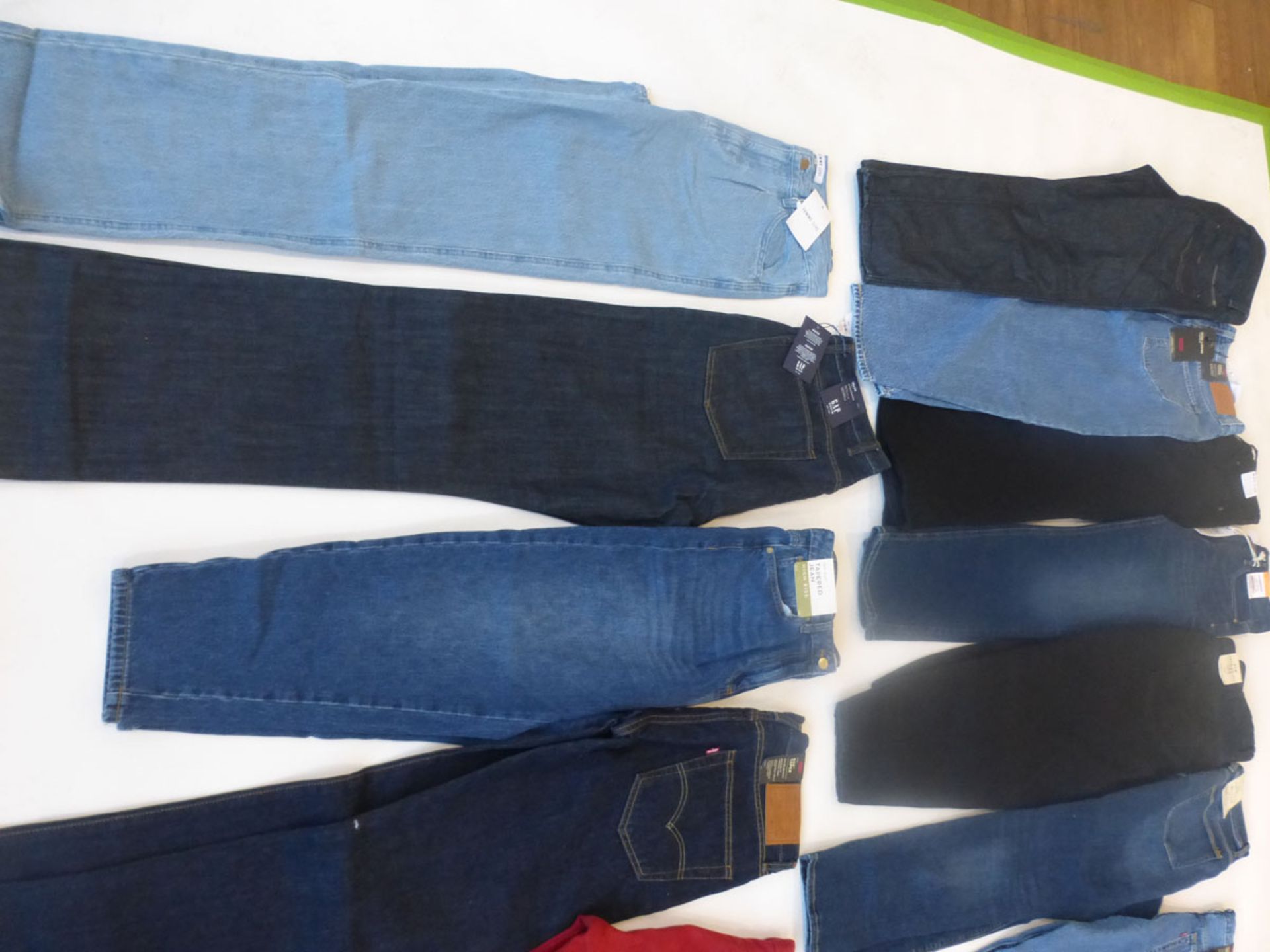 Selection of denim wear to include GAP, Levi, Missguided, etc - Image 2 of 3