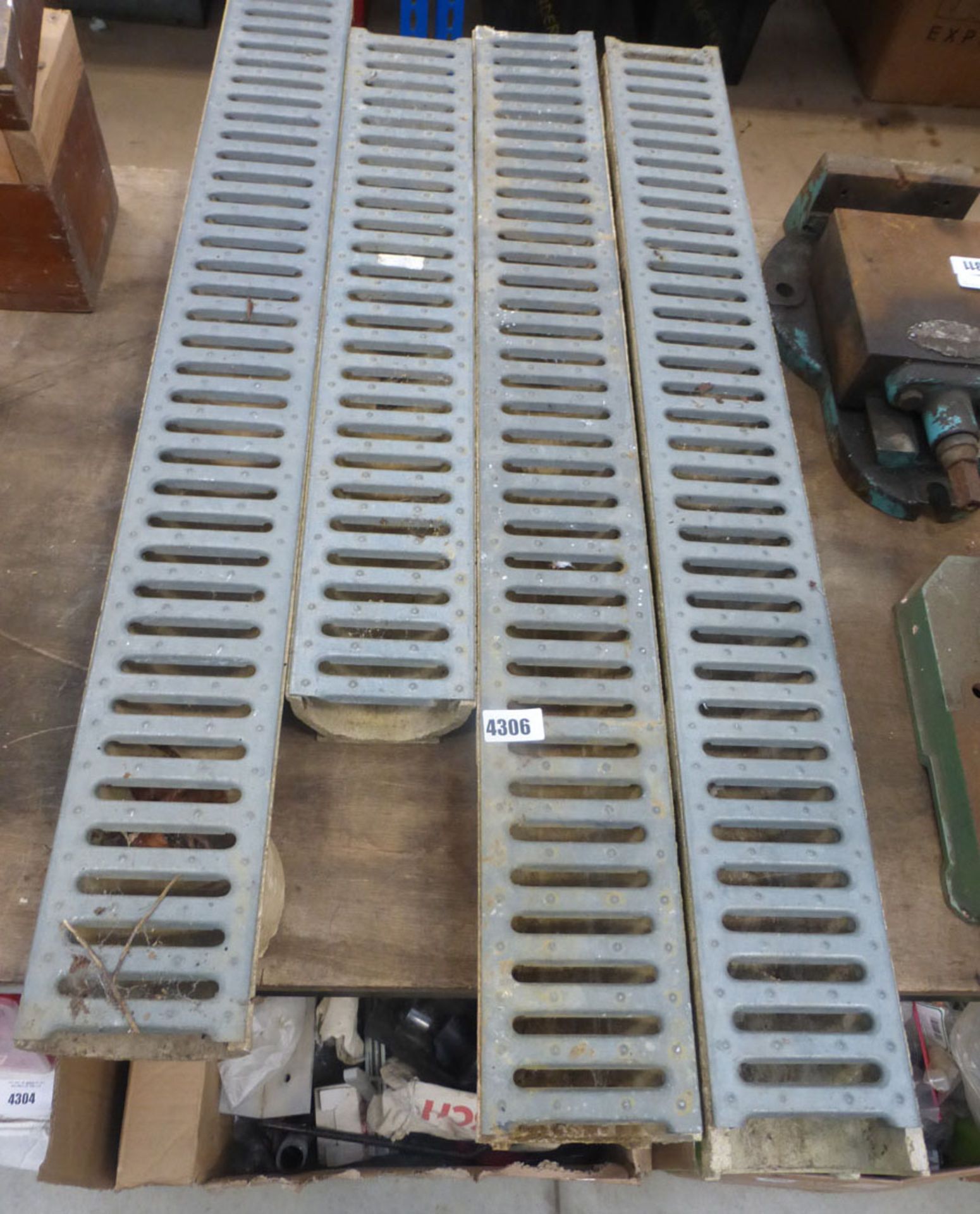 3 1/2 metal topped drainage gulleys