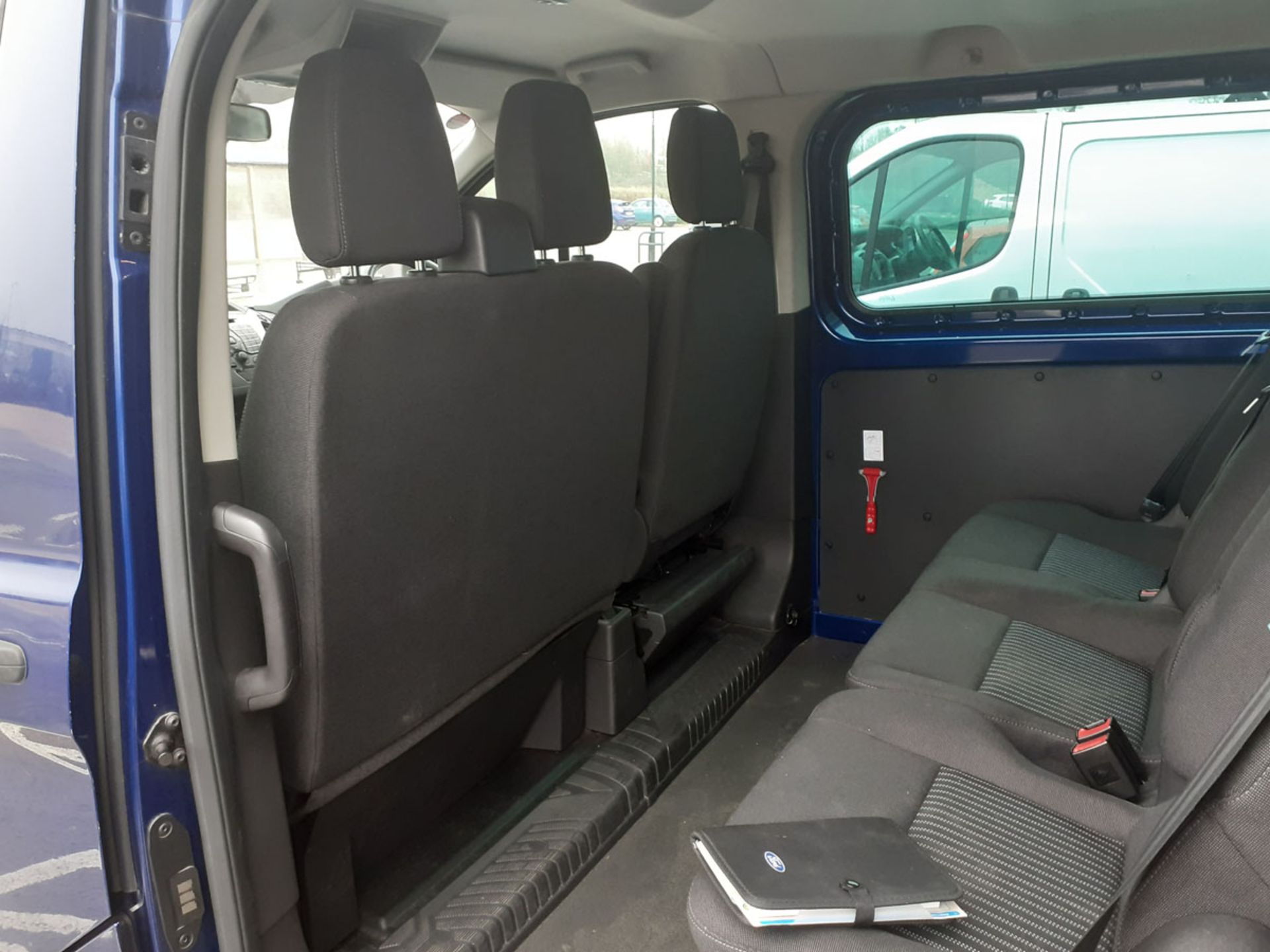 2014 Ford Transit Custom 310 Trend E-Tec, 2198cc diesel, in blue, MOT 10.08.21, mileage 86033, one - Image 12 of 16