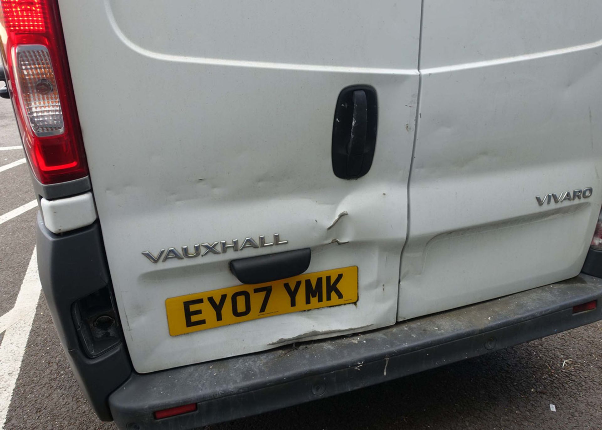 EY07 YMK (2007) Vauxhall Vivaro van, diesel in white MOT: None - Image 5 of 11
