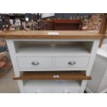 5195 Chester white painted oak small TV unit (40A)