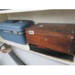 Vanity case plus 2 boxes containing sewing thread