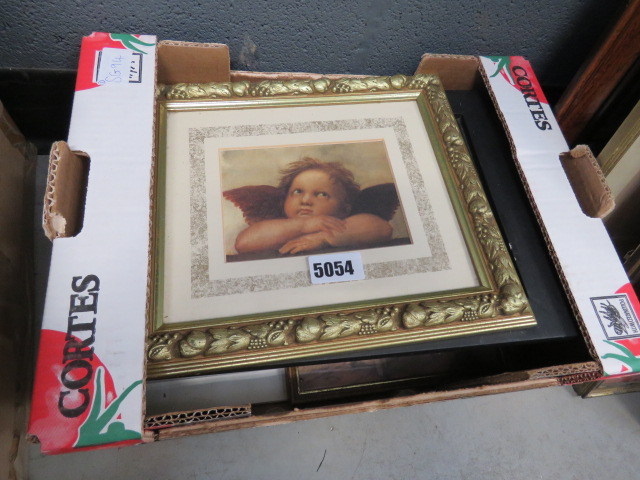 (?) Box containing modern wall hangings, print of cherub and still life with teapot - Image 2 of 5