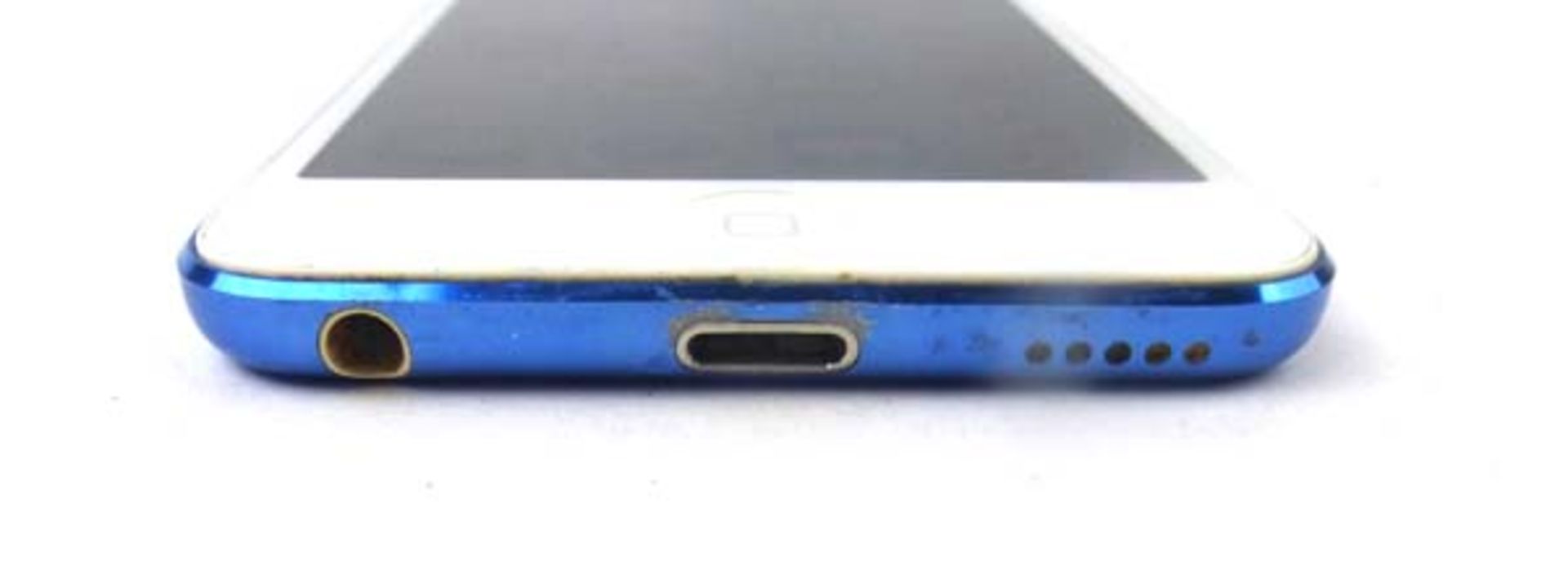 iPod Touch 16GB 6th Gen in Blue (Model A1574) - Image 2 of 2