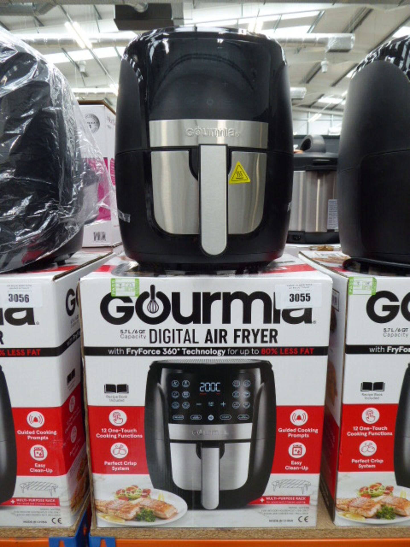 (TN17) Gourmet digital air 5.7 litre fryer with box