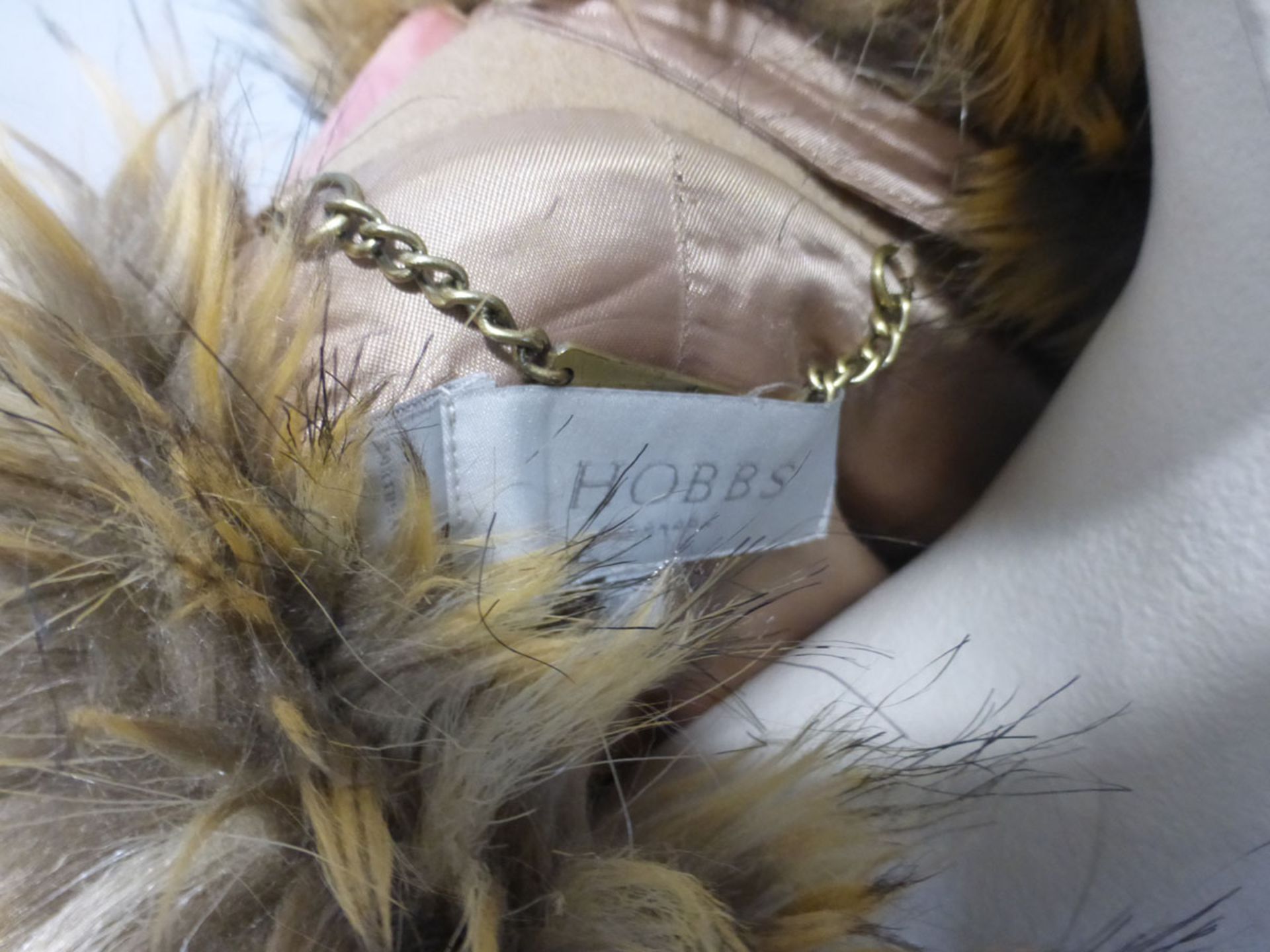 Hobbs ladies faux fur trim coat size 16 - Image 2 of 2