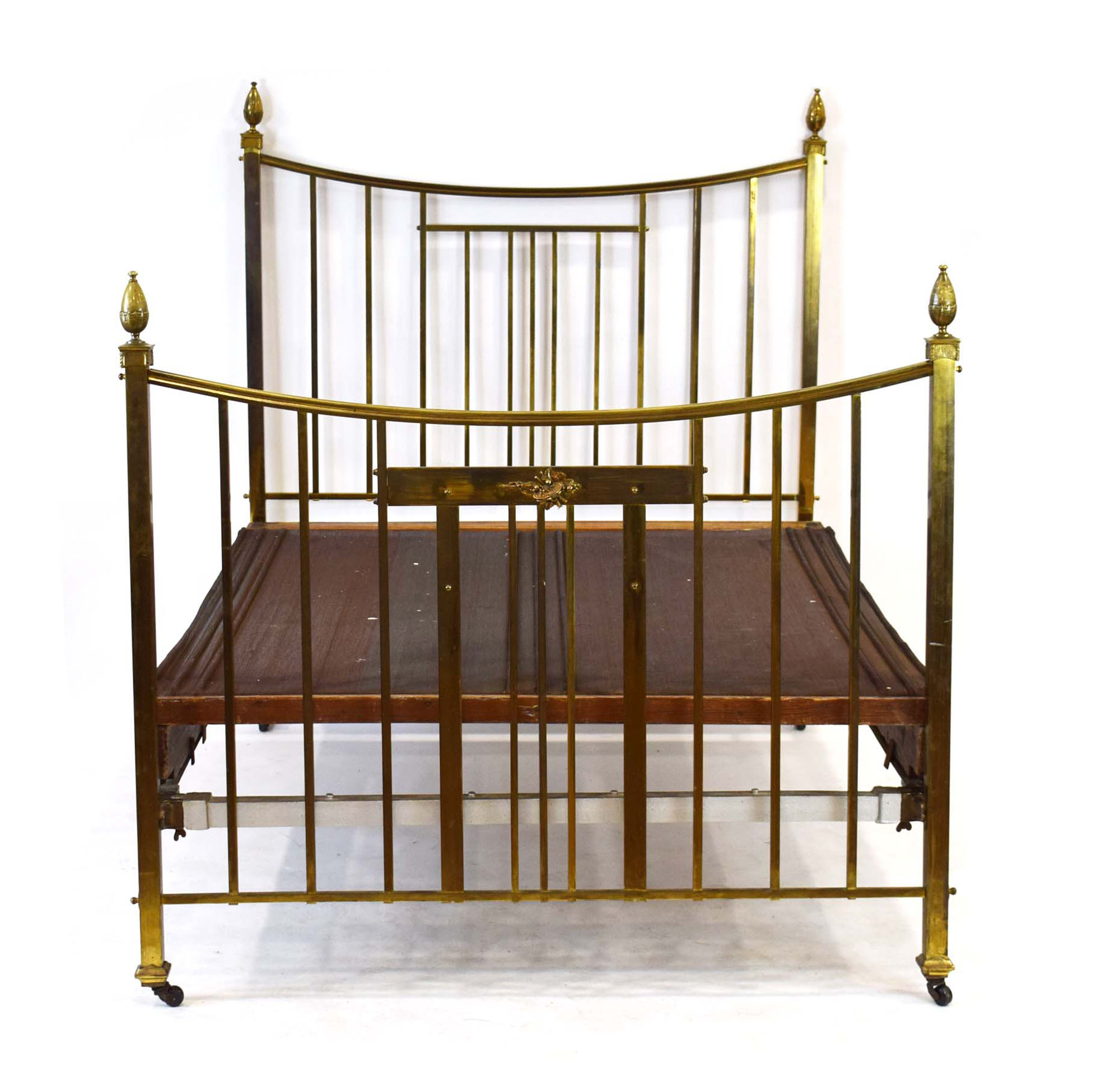 A late 19th/early 20th century brass-finished bedframe decorated with copper sections and - Image 8 of 14