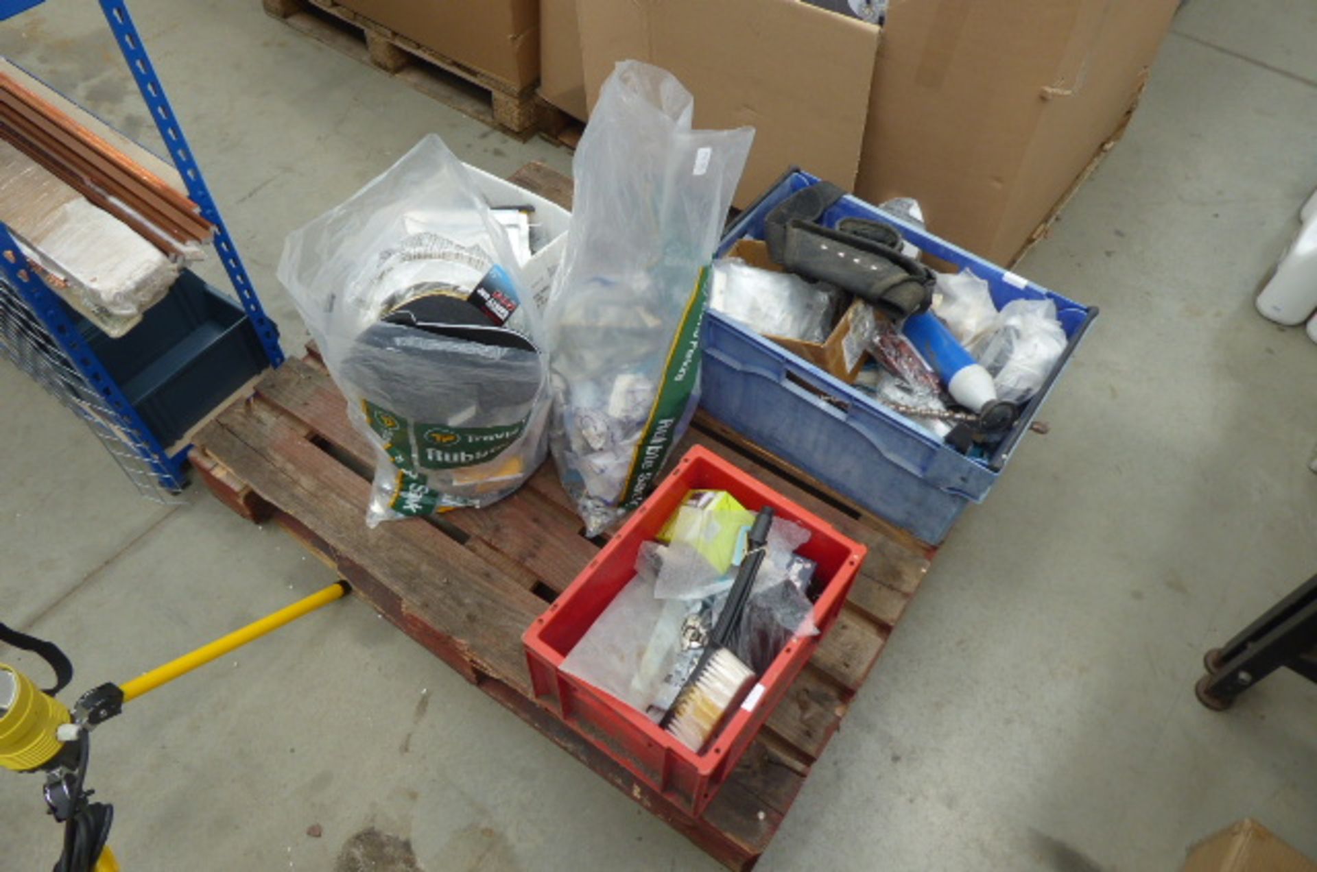 4270 - Pallet containing: nippers, clips, hard hats, radiator valves and lights etc - Image 2 of 2