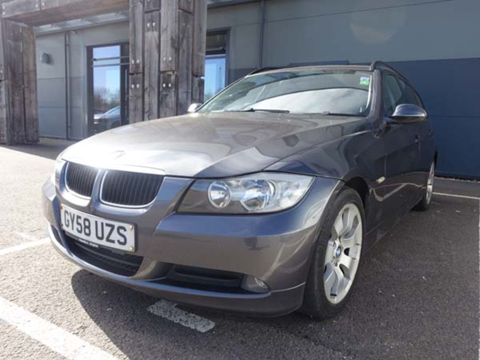 GY58 UZS (2008) BMW 3181 SE Touring, 1995cc diesel in grey MOT: 7/12/21 Notes: heated seats, air