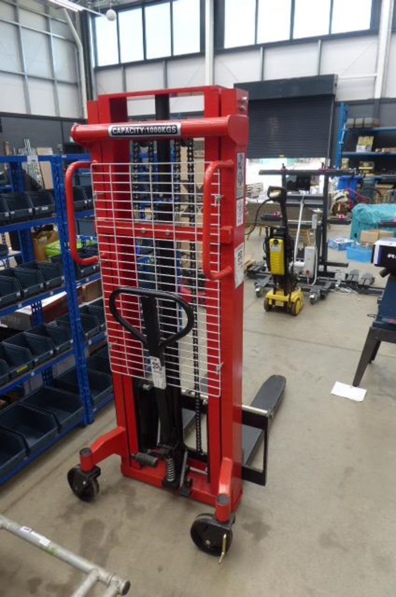 1 ton lifting capacity hand fork truck Unable to confirm if in working order. 183cm high. - Image 2 of 2