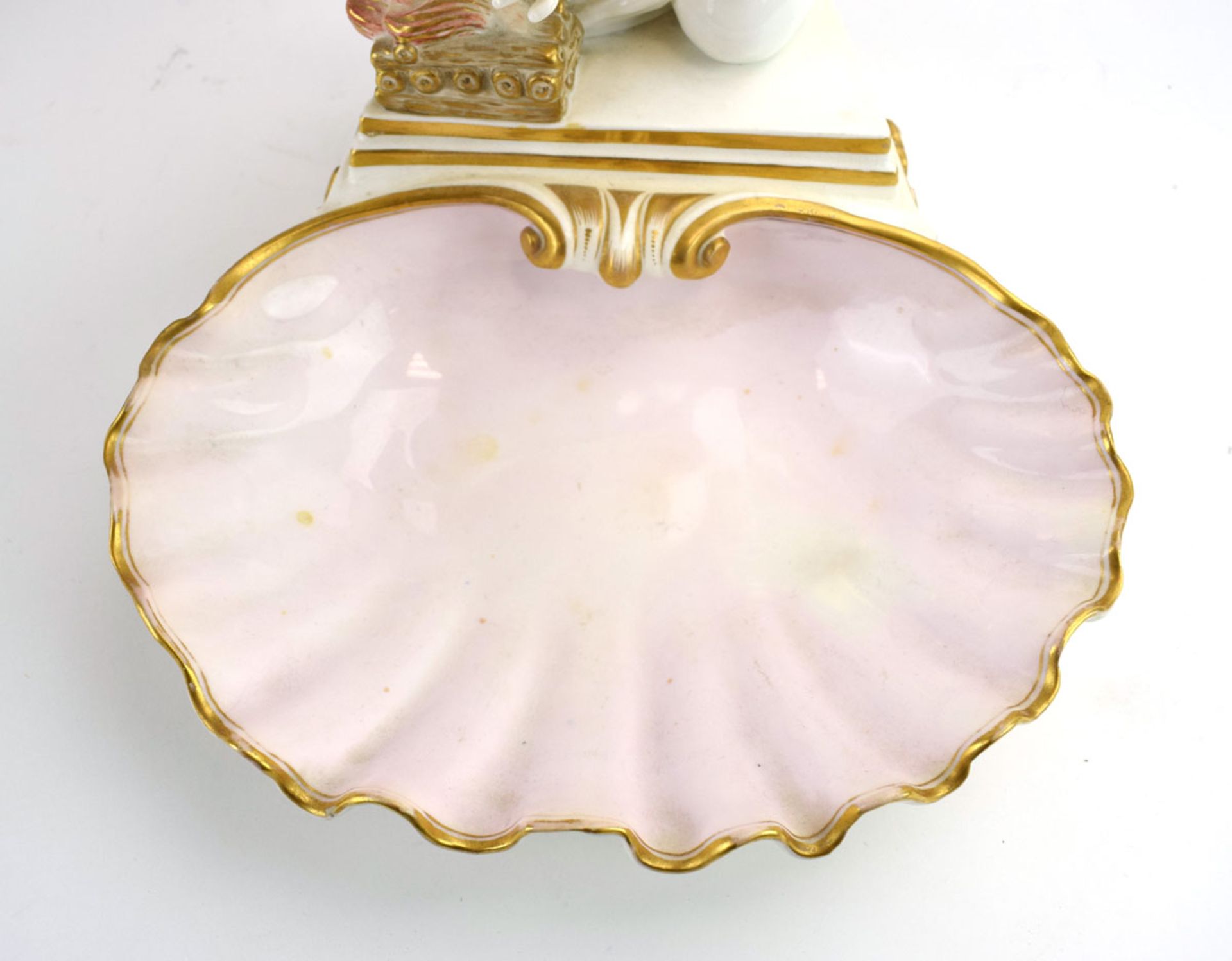 RR365 - A Copeland blanc de chine and gilt decorated shell shaped dish modelled as a child warming - Image 9 of 9