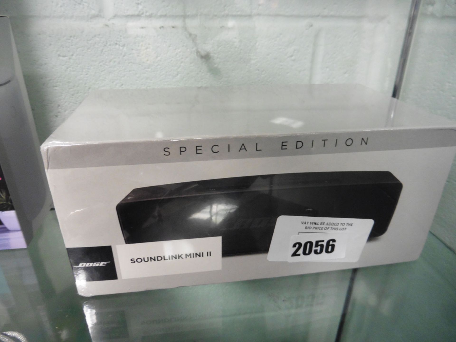 Bose soundlink mini 2 speaker in sealed box