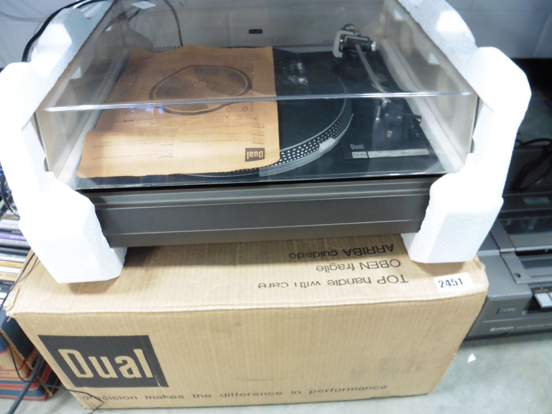 Dual precision turntable model 505 with cartridge and toner