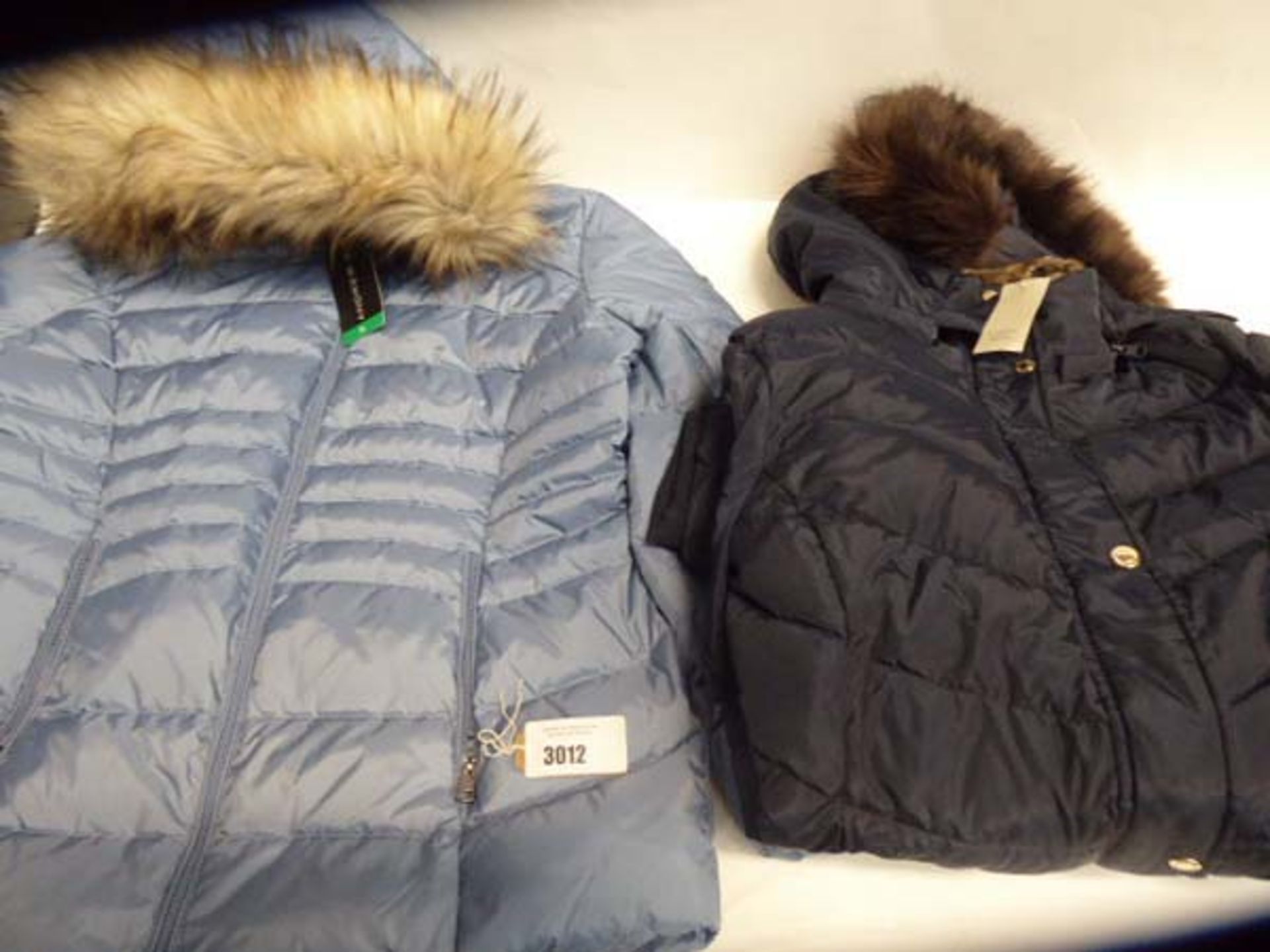 Ladies full zipped fur hooded Harvey and Jones coat, size 16. Ladies full zipped fur hooded Andrew
