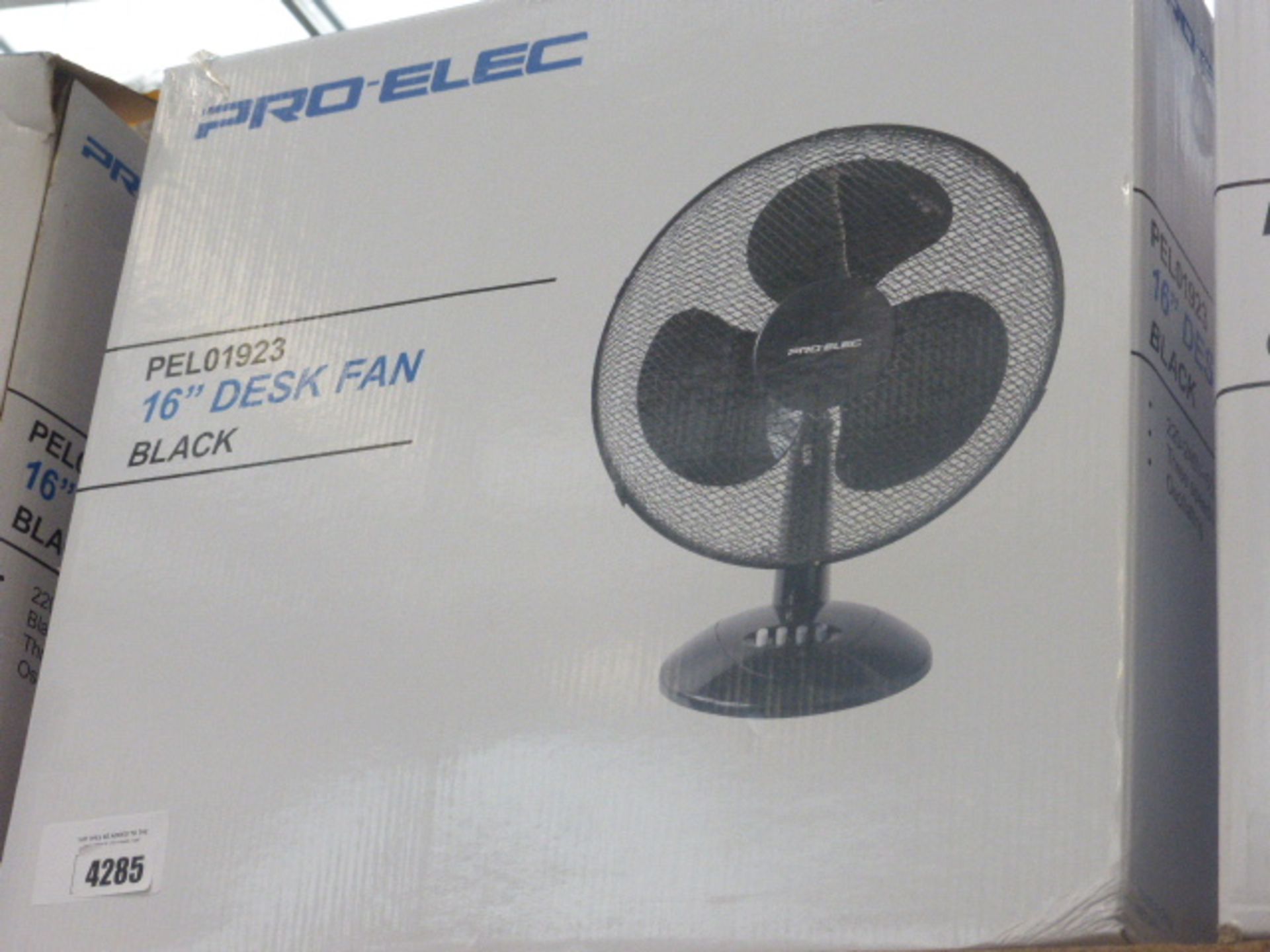 2 boxed fans