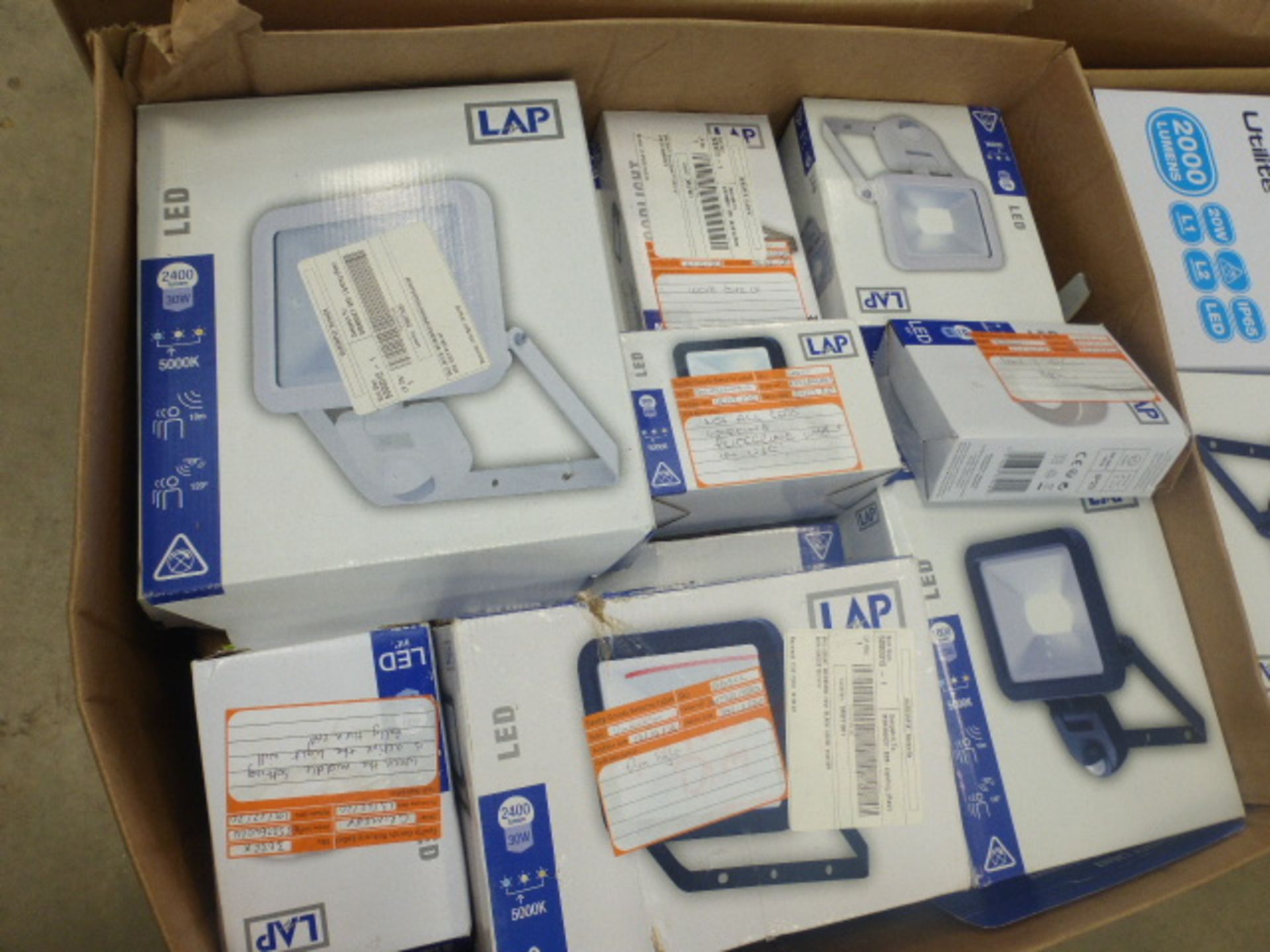 Box of Lap flood lights