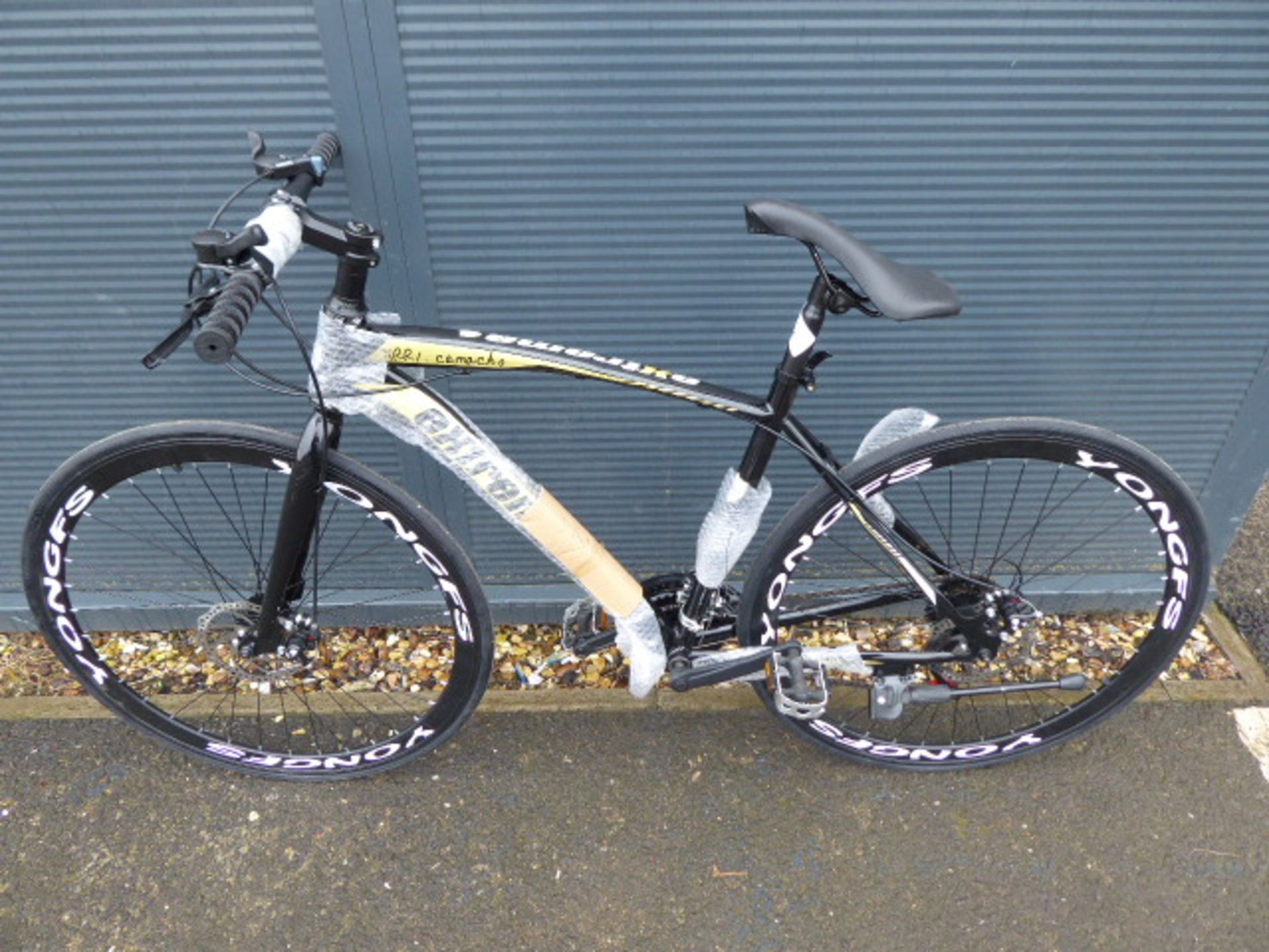 Gents black and yellow Extreme Shimano geared road bike