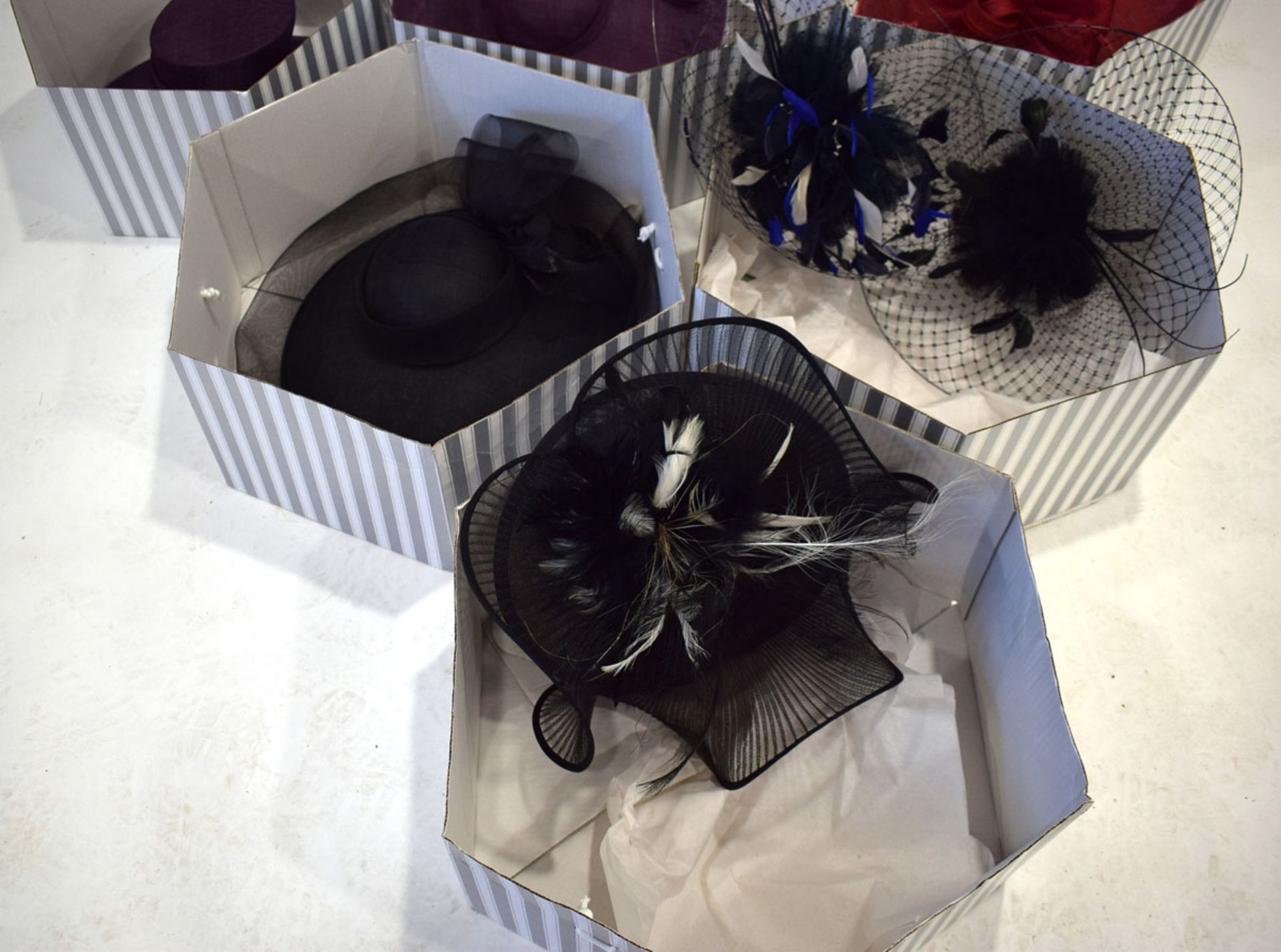 10 boxed hats and hatinators in various colours and designs - Image 4 of 4