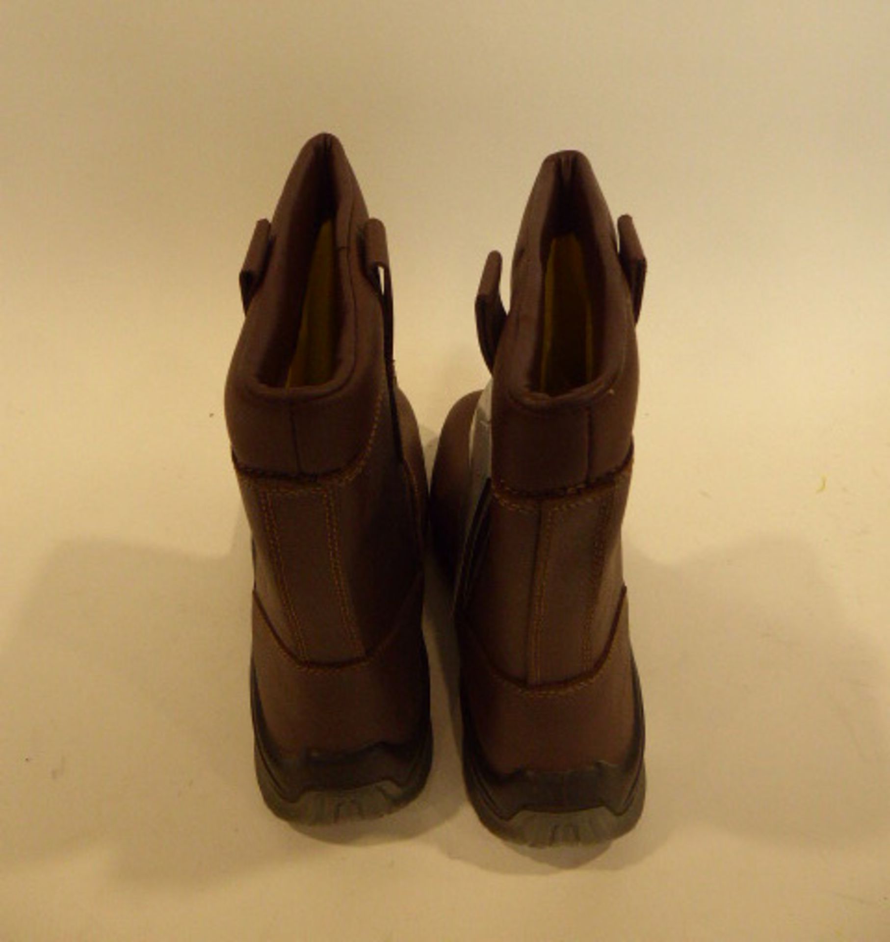 Diadora safety boots size EU 41 - Image 3 of 3