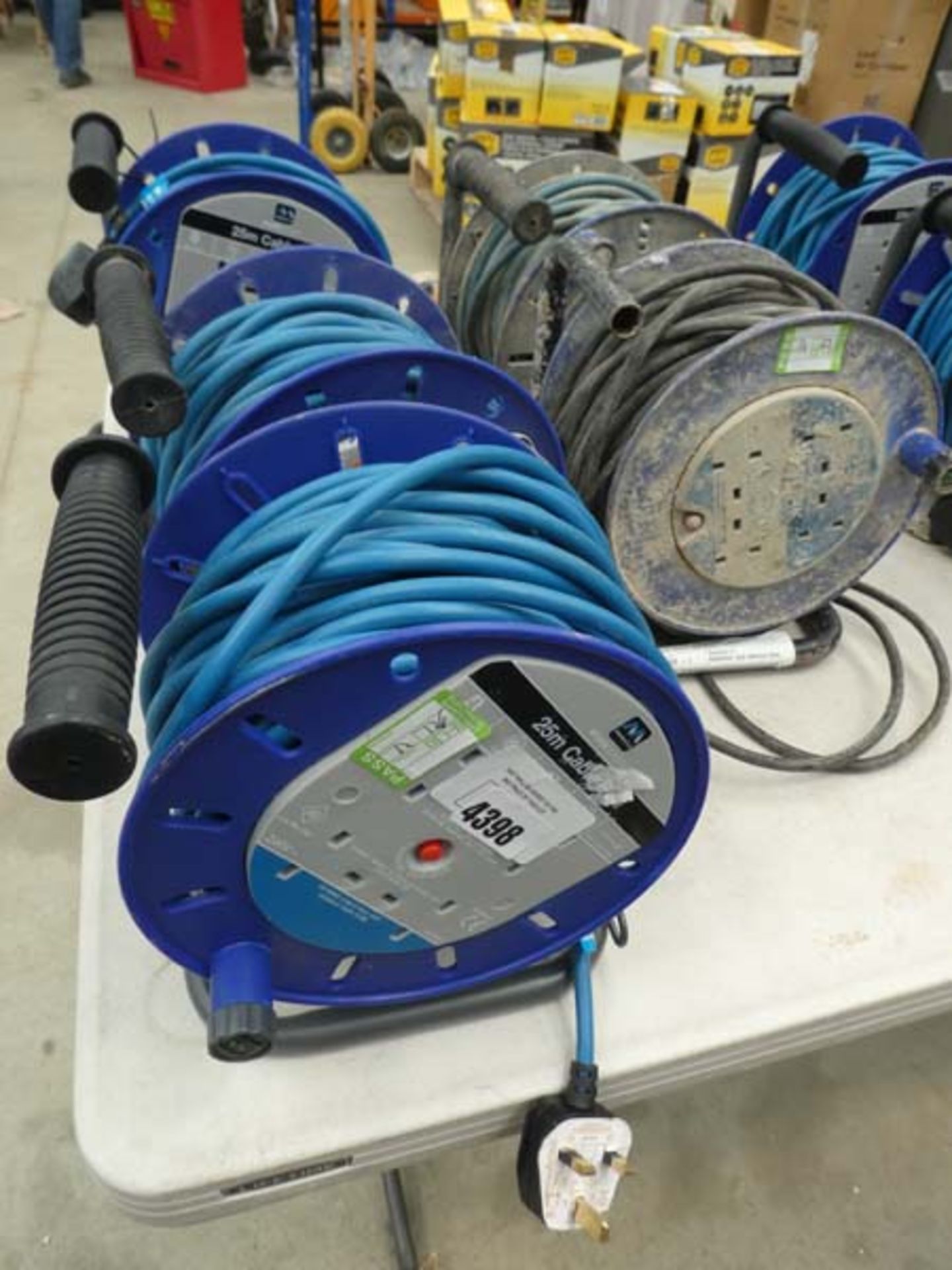 5 blue extension cables