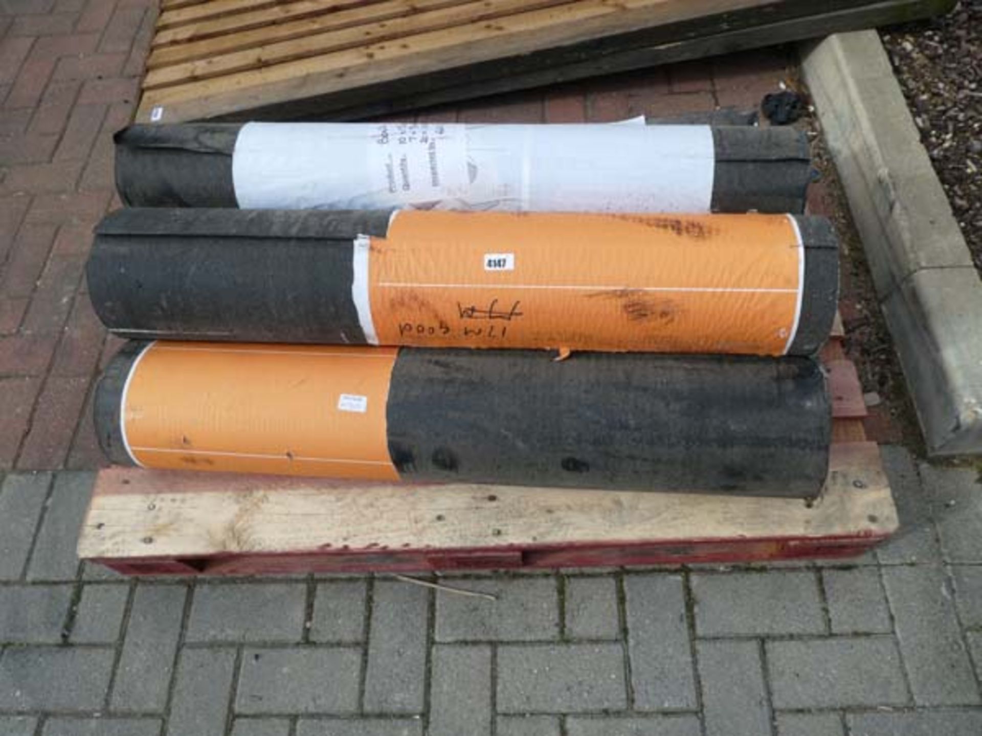 5 rolls of assorted roofing felt