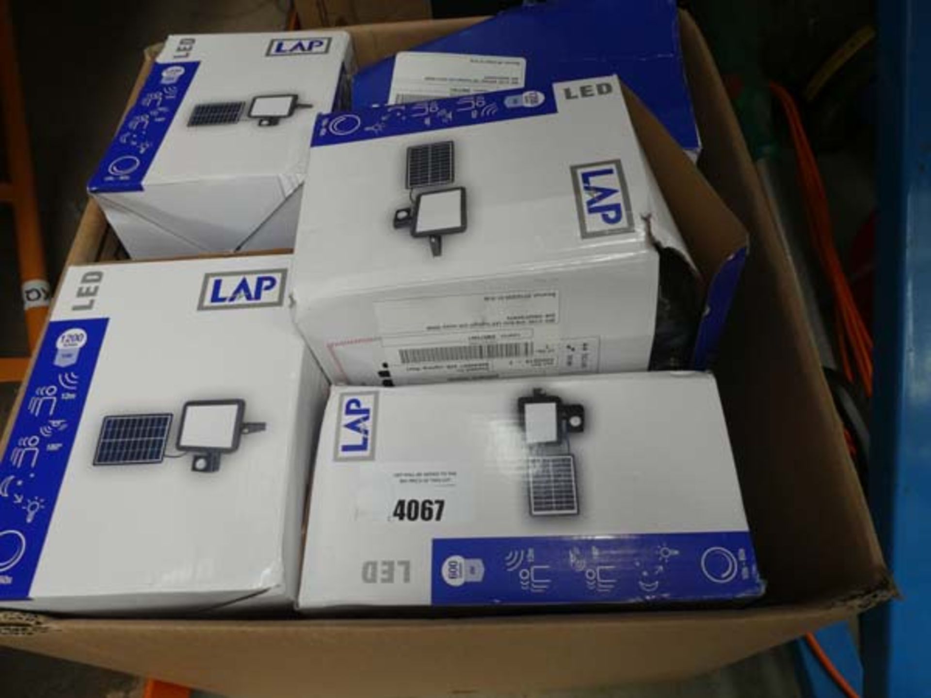 Box of Lap solar security lights