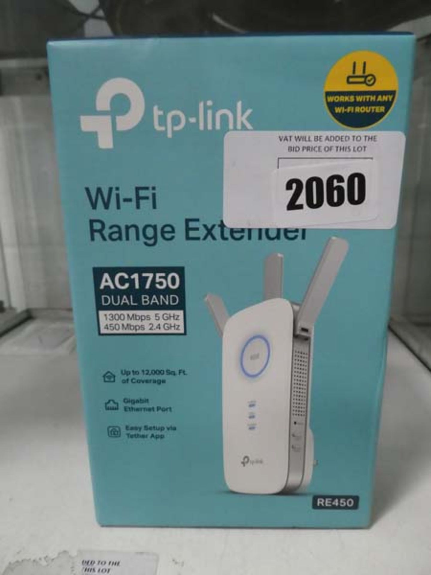 TP Link wifi range extender model AC1750 with box