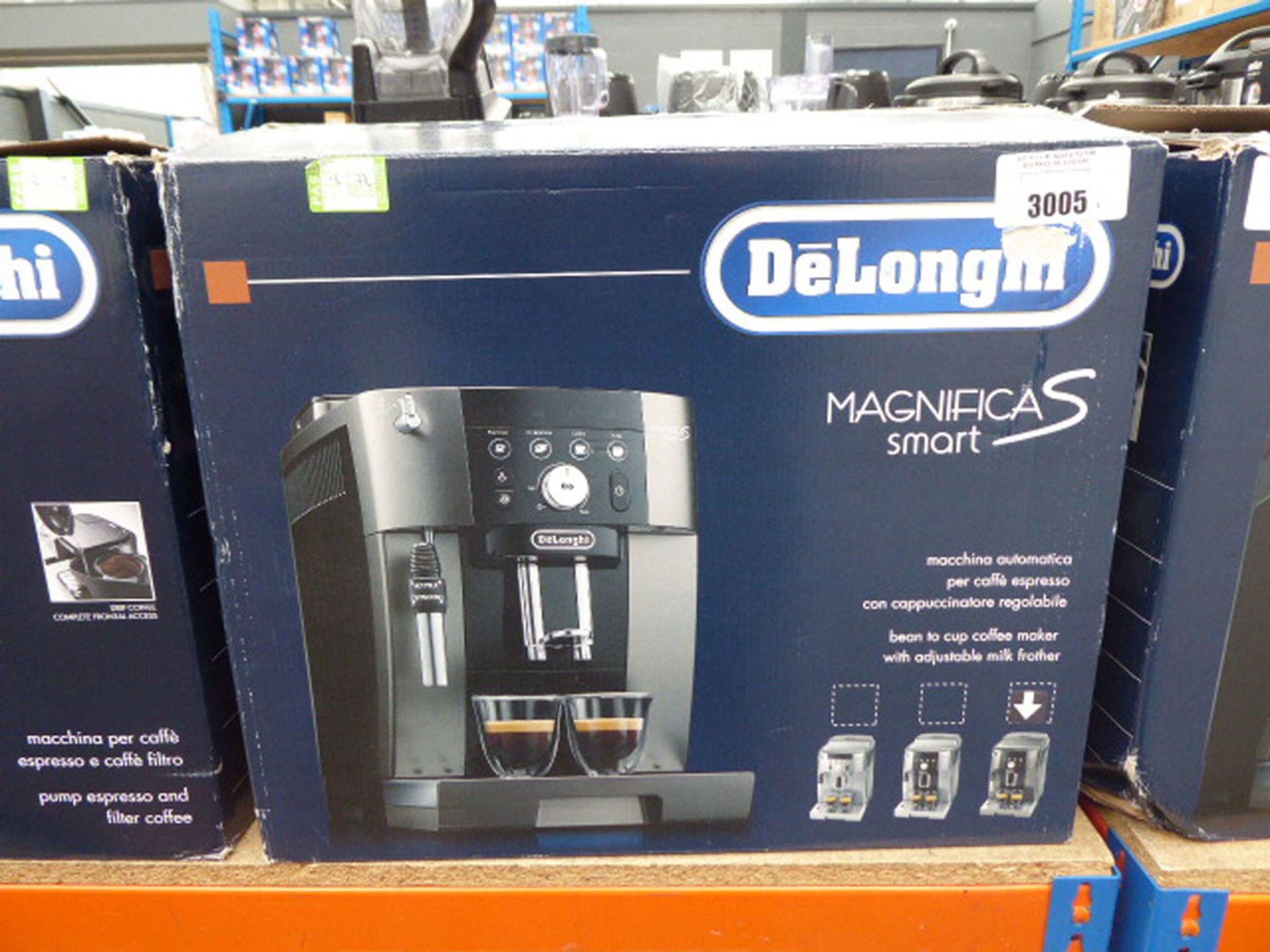 Delonghi Magnifica S smart coffee machine with box