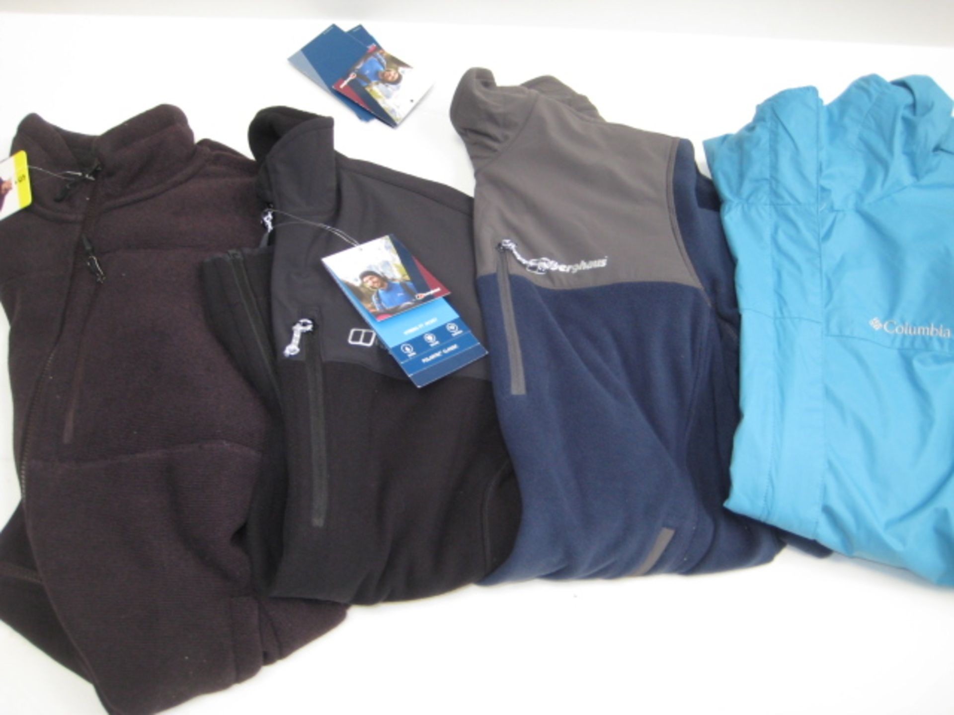 4 various coats to include 32DegreeHeat fleece, 2 x Berghaus jackets, size L, and Columbia raincoat,