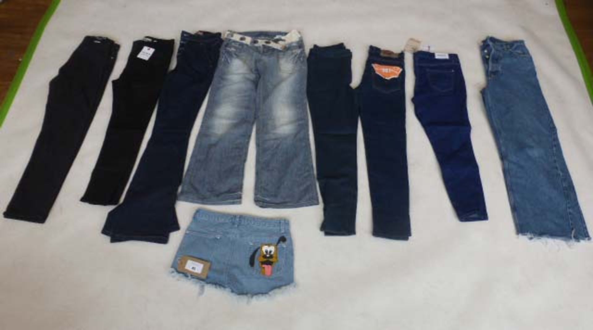 Selection of denim wear to include Levi, New Look, Weekday, etc