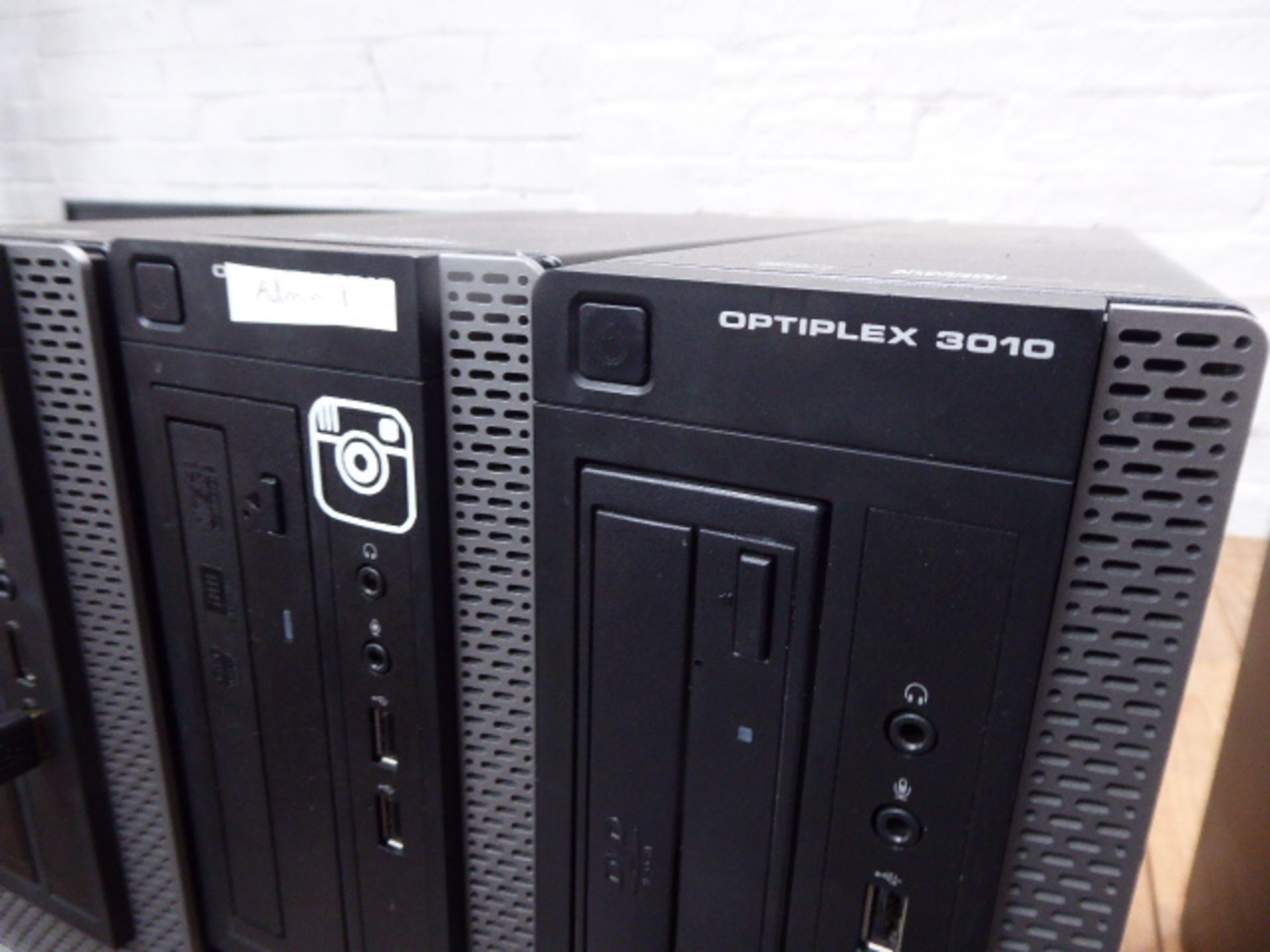 3 Dell Optiplex 3010 PC towers, windows 7, core i5 with a Dell Chrome laptop (NO HDDs) - Image 2 of 2