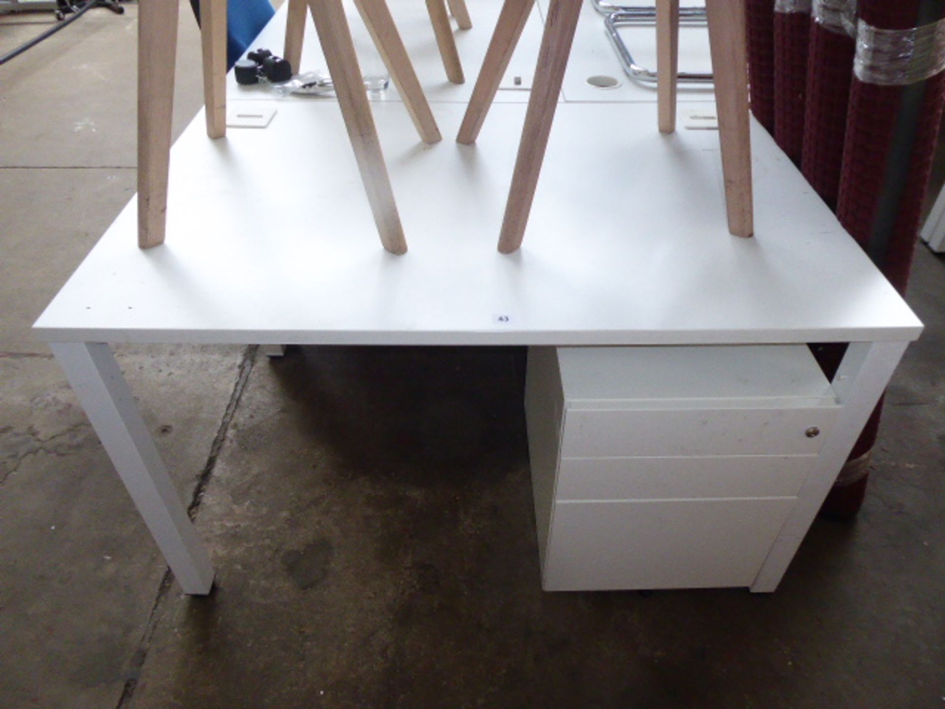 One 120cm white straight front work station on straight legs three drawer pedestals - Image 2 of 2