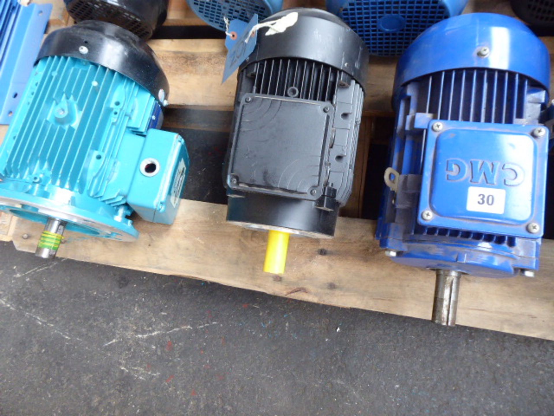 Four assorted motors, Lafert ST90S C2, 1.7kw; CMG SLA 100L-2, 3kw; AEG AM112M/A2, 4.6kw and a W.H - Image 2 of 3